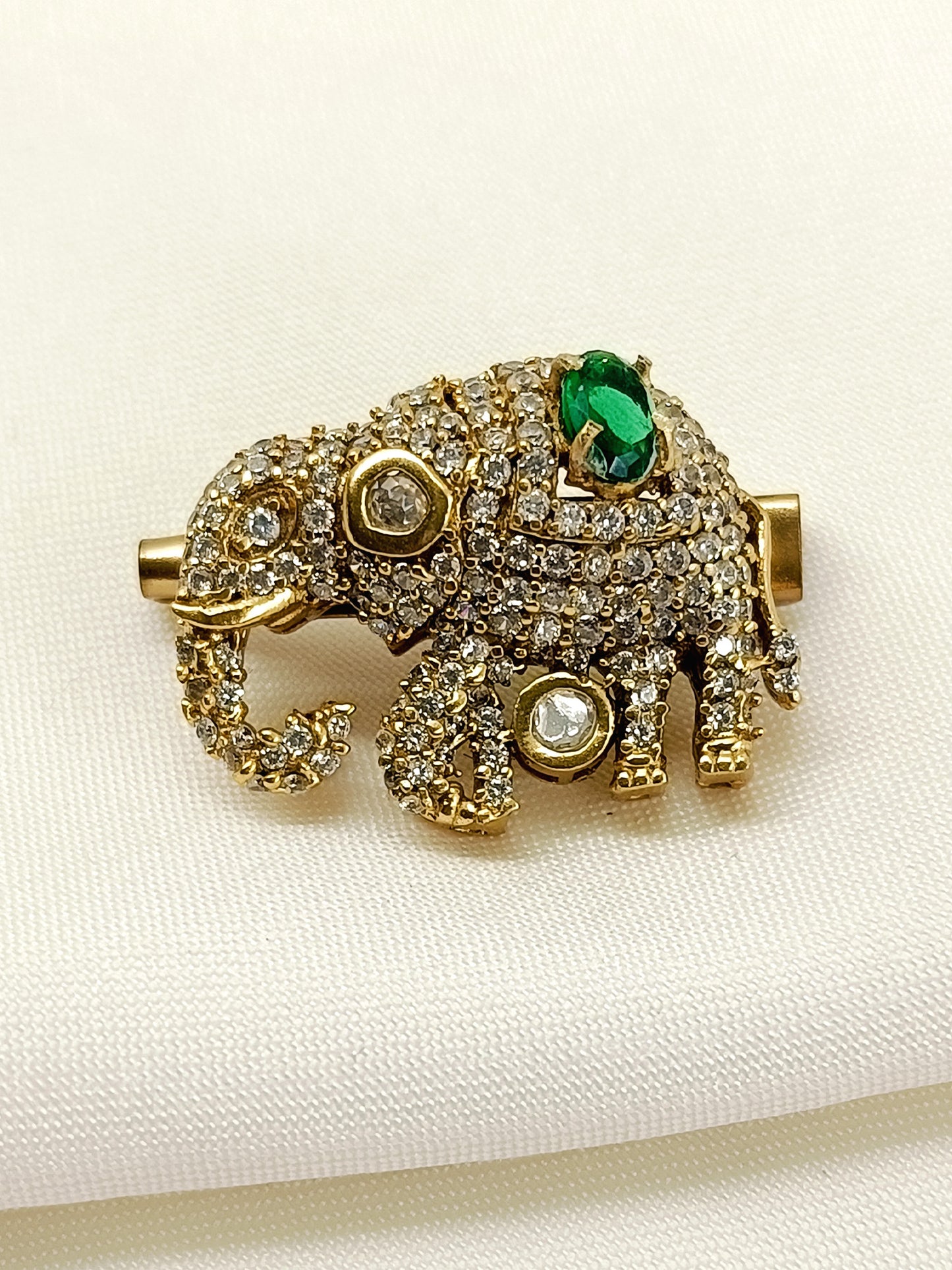 Ruhanraj Green Elephant Men's Brooch