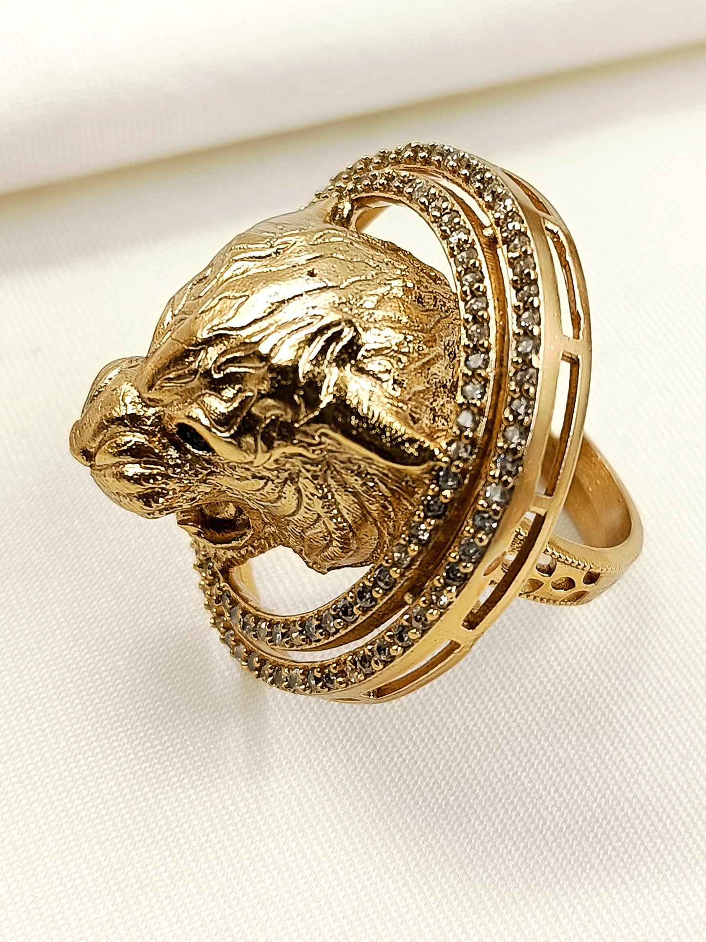 Shivam White Lion Men's Ring