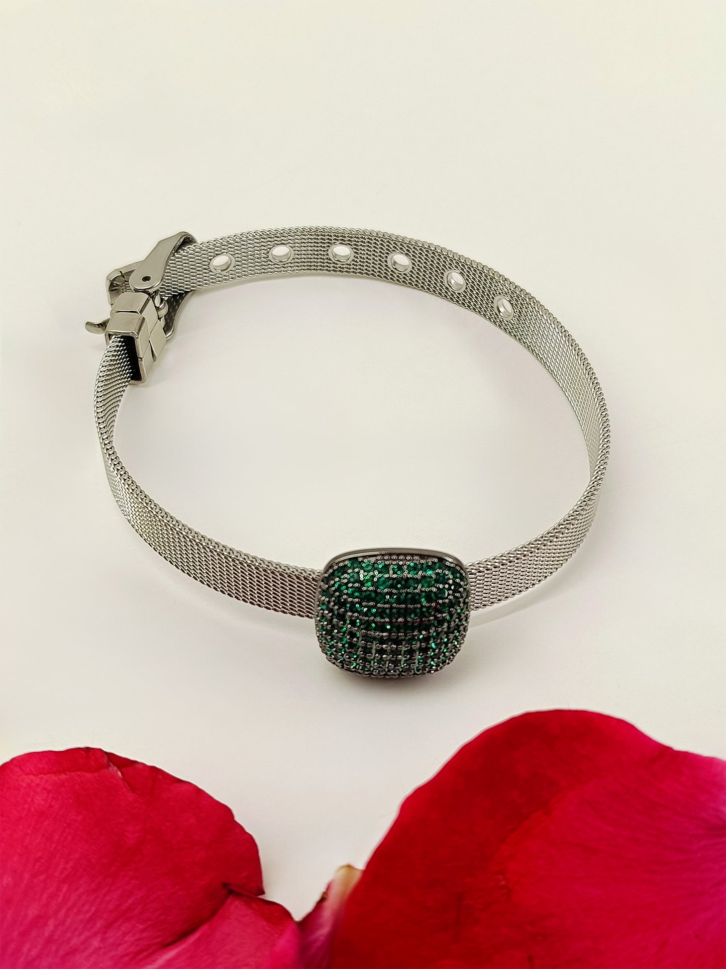 Lavi Green Square Shape Victorian Bracelet