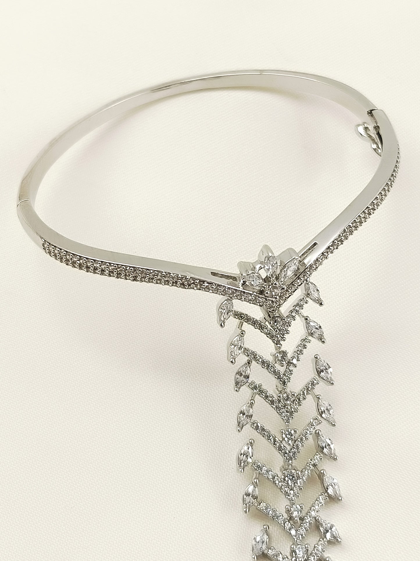 Shefali White American Diamond Hathphool