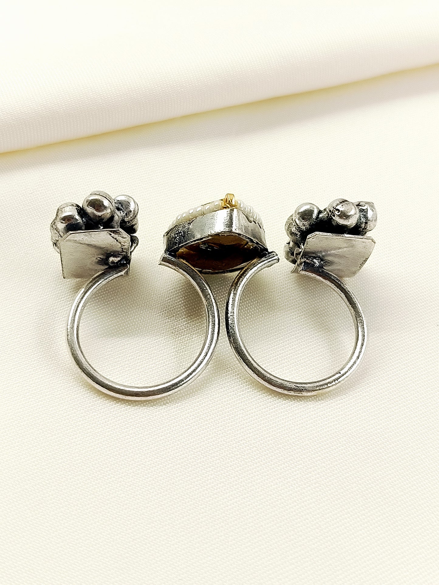 Kausalya Green Oxidized Dual-Finger Kundan Pearl Ring