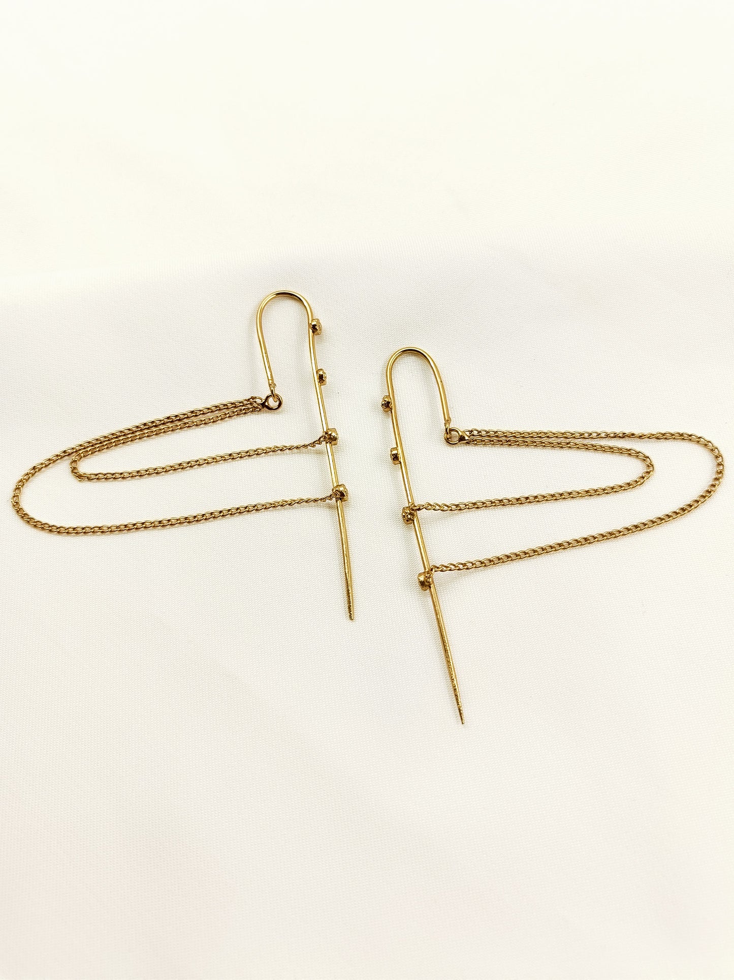 Duij Golden Oxidized Earring
