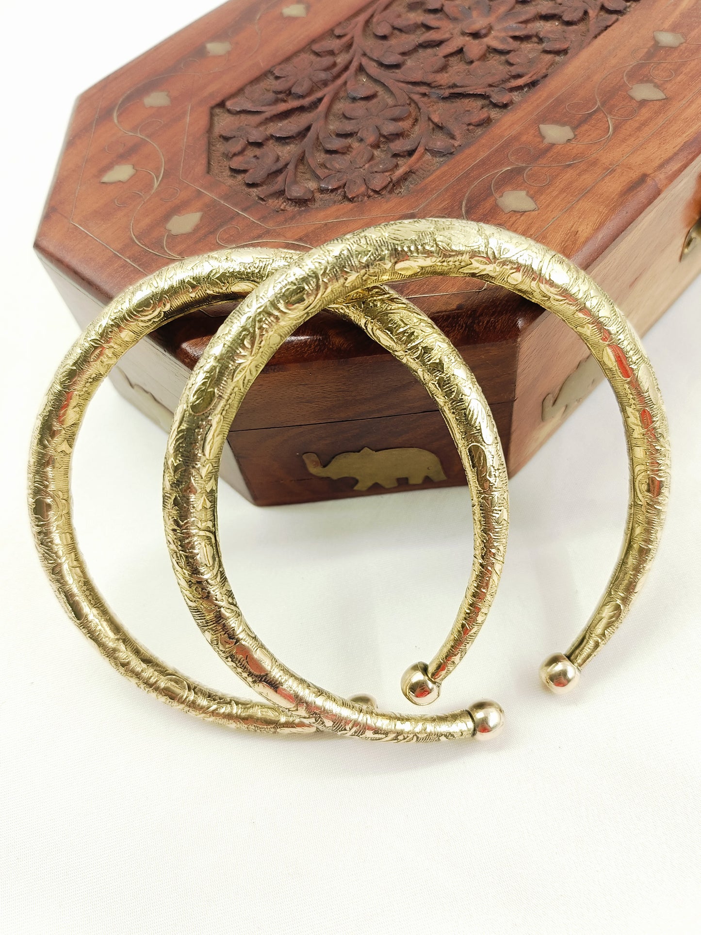 Zmill Golden Hasli Styled Oxidized Anklet