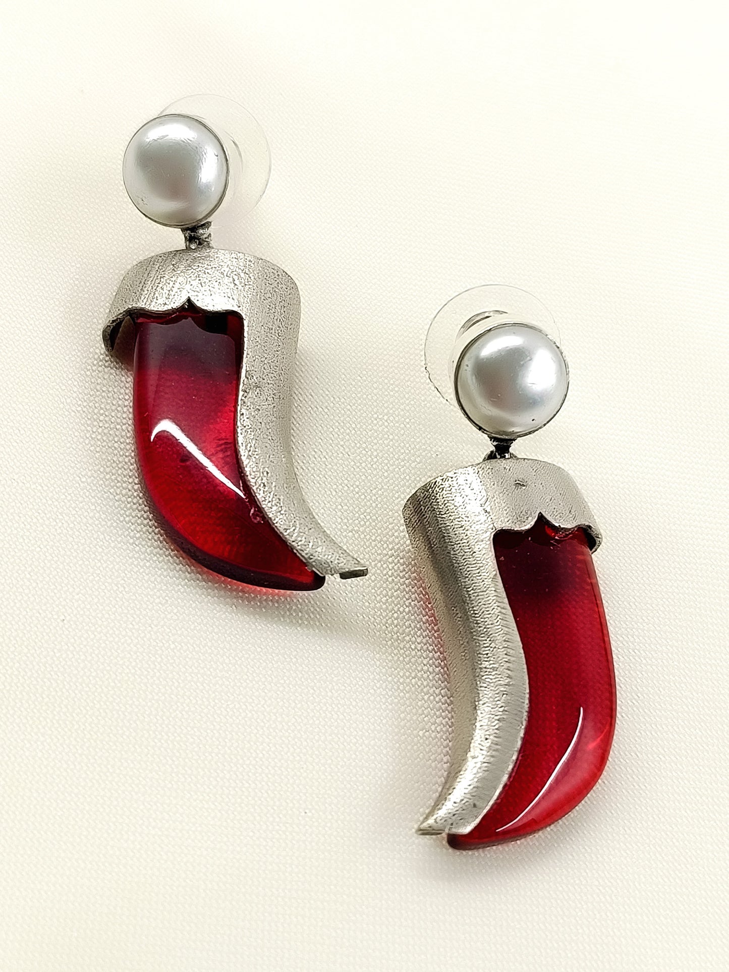 Himanshu Red Men's Earring