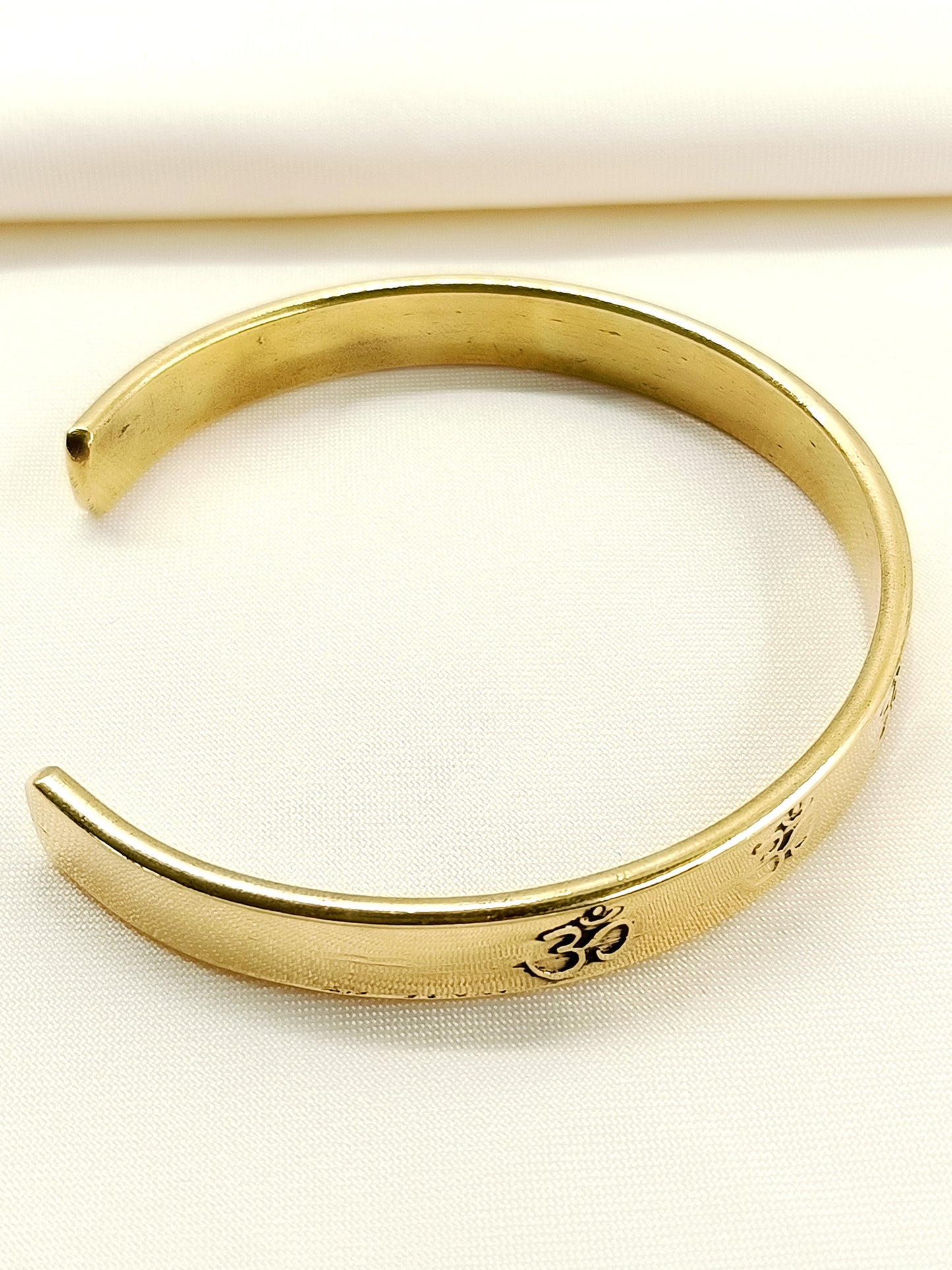 Hridyansh Golden Men's Bracelet