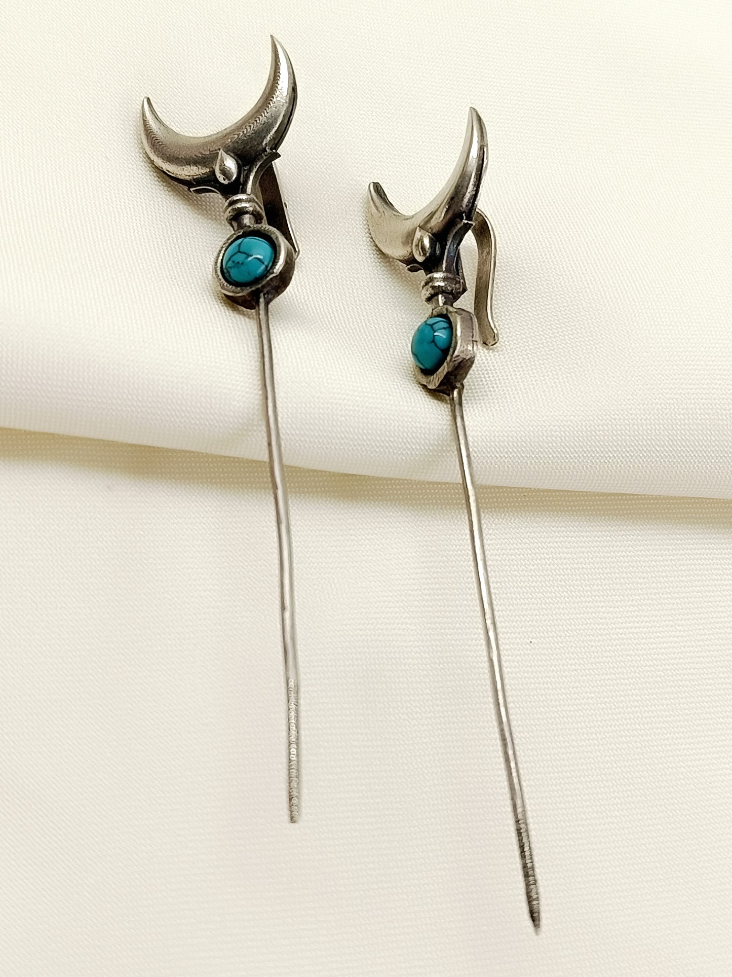 Krishav Firozi Men's Earcuff