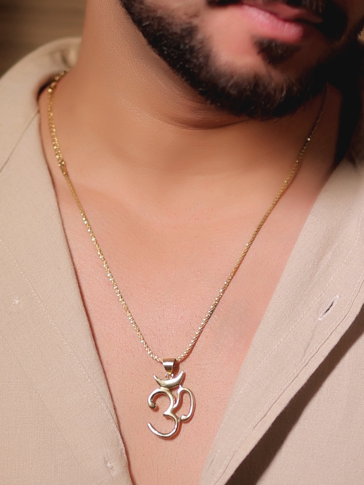 Lohit Golden Men's Neckpiece