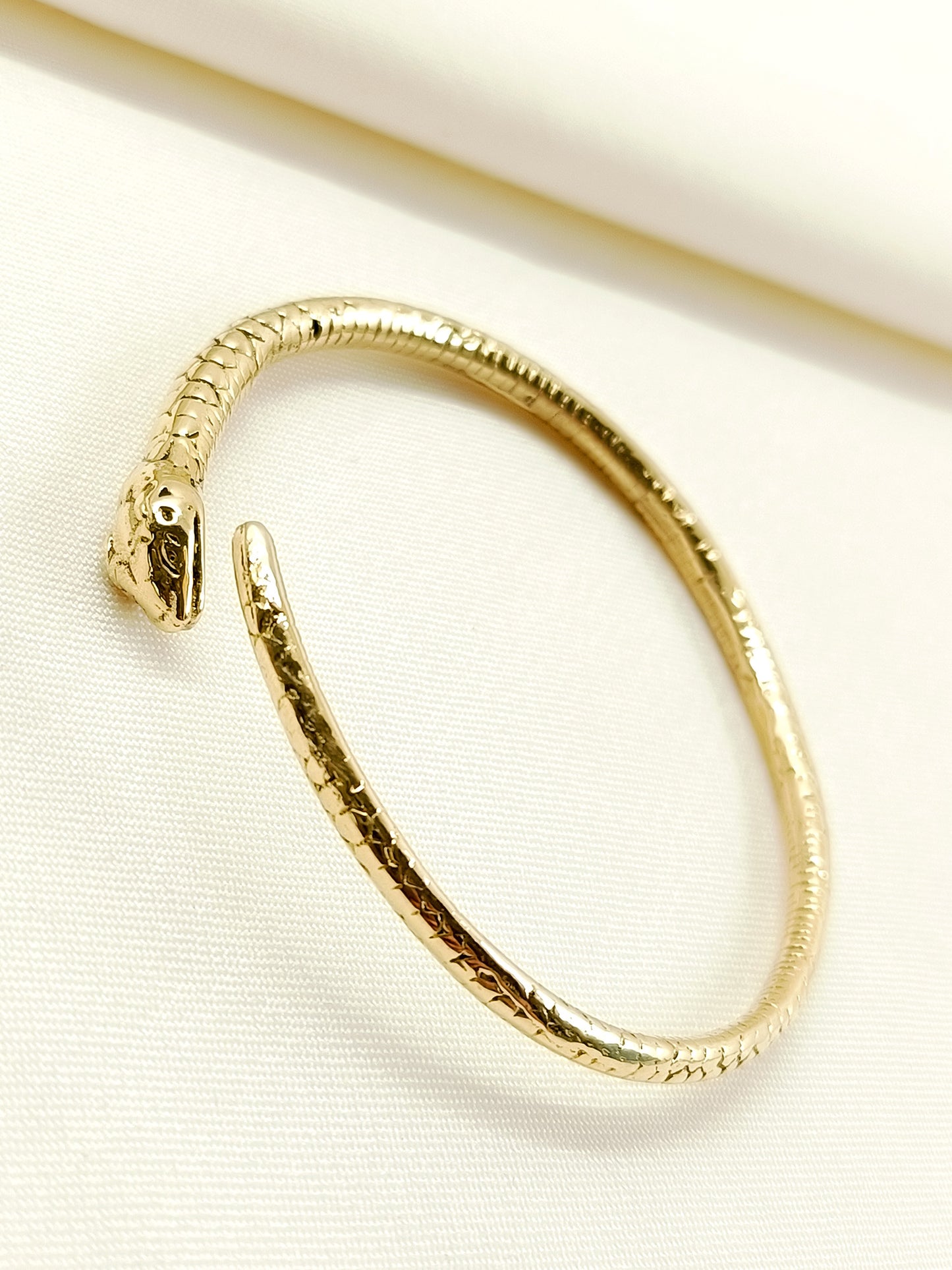 Meehik Golden Men's Bracelet
