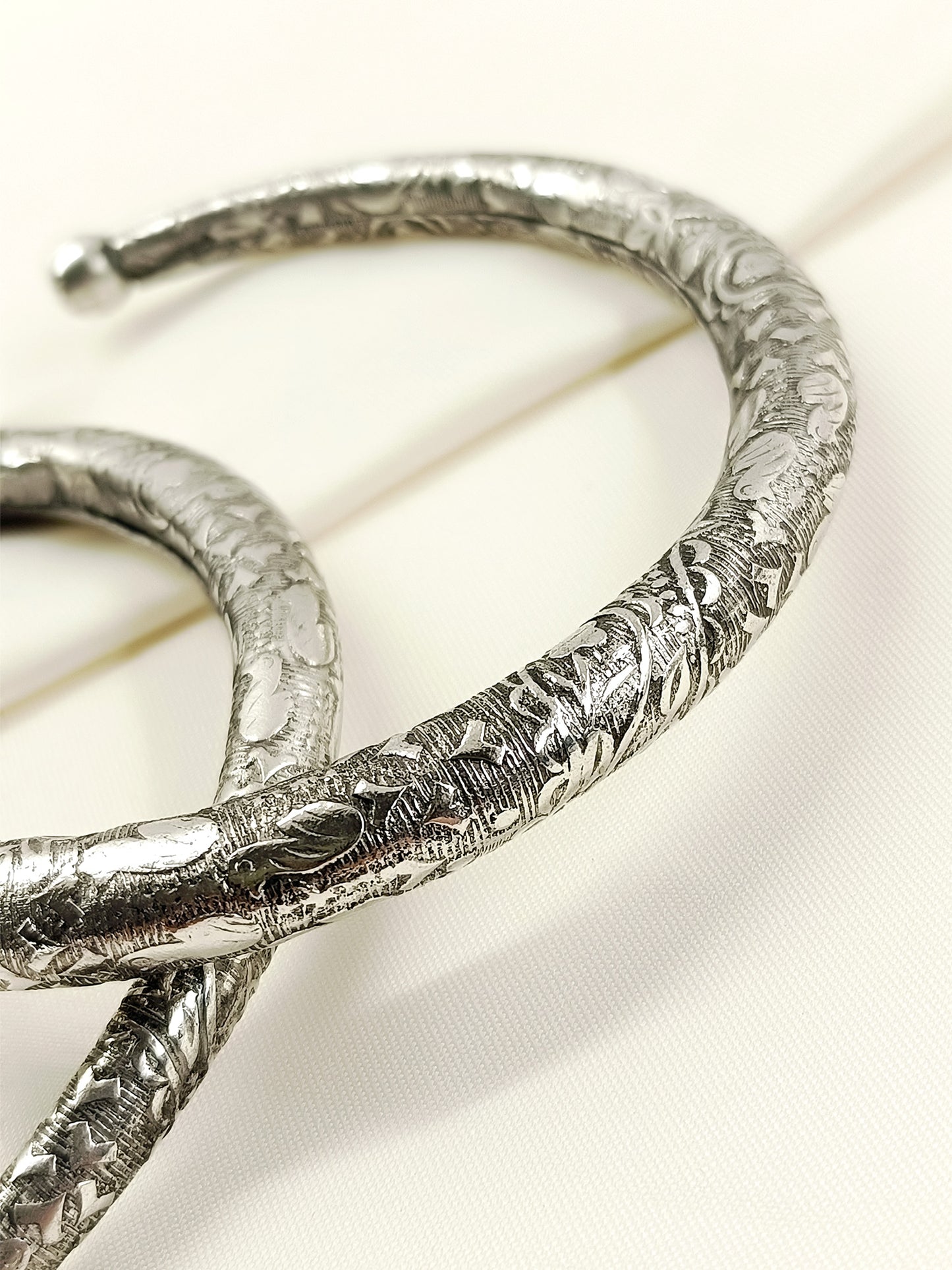 Keshav Men's Silver Anklet [Price Is For Pair]