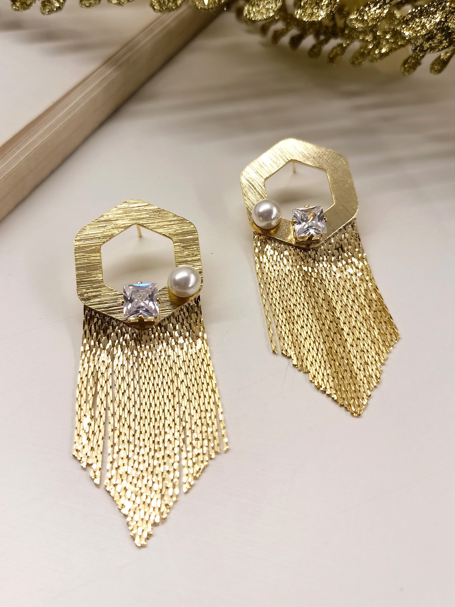 Liyana Golden Western Earrings AG'S Liyana Golden Western Earrings AG'S