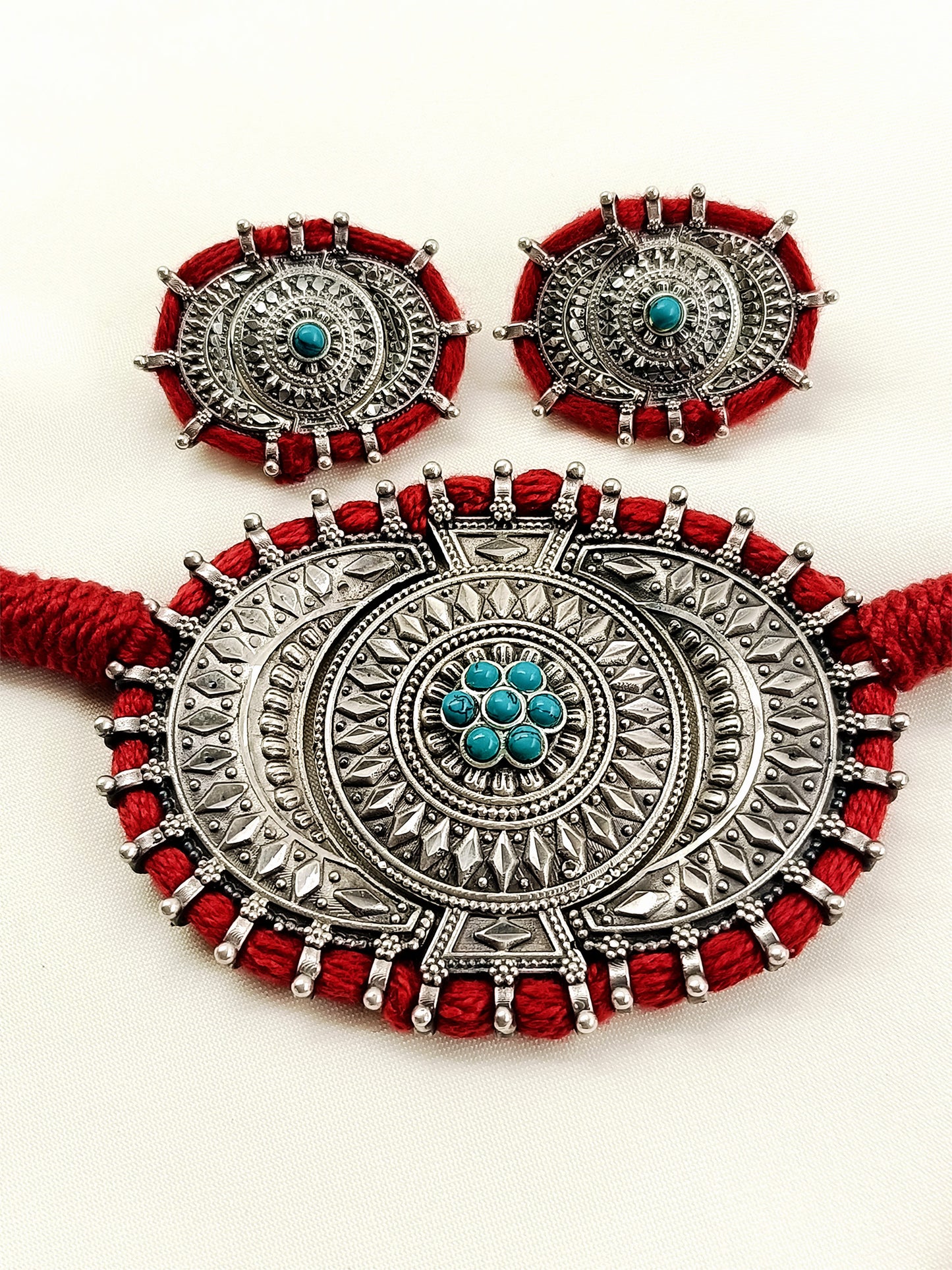 Aanandita Firozi Oxidized Choker Set