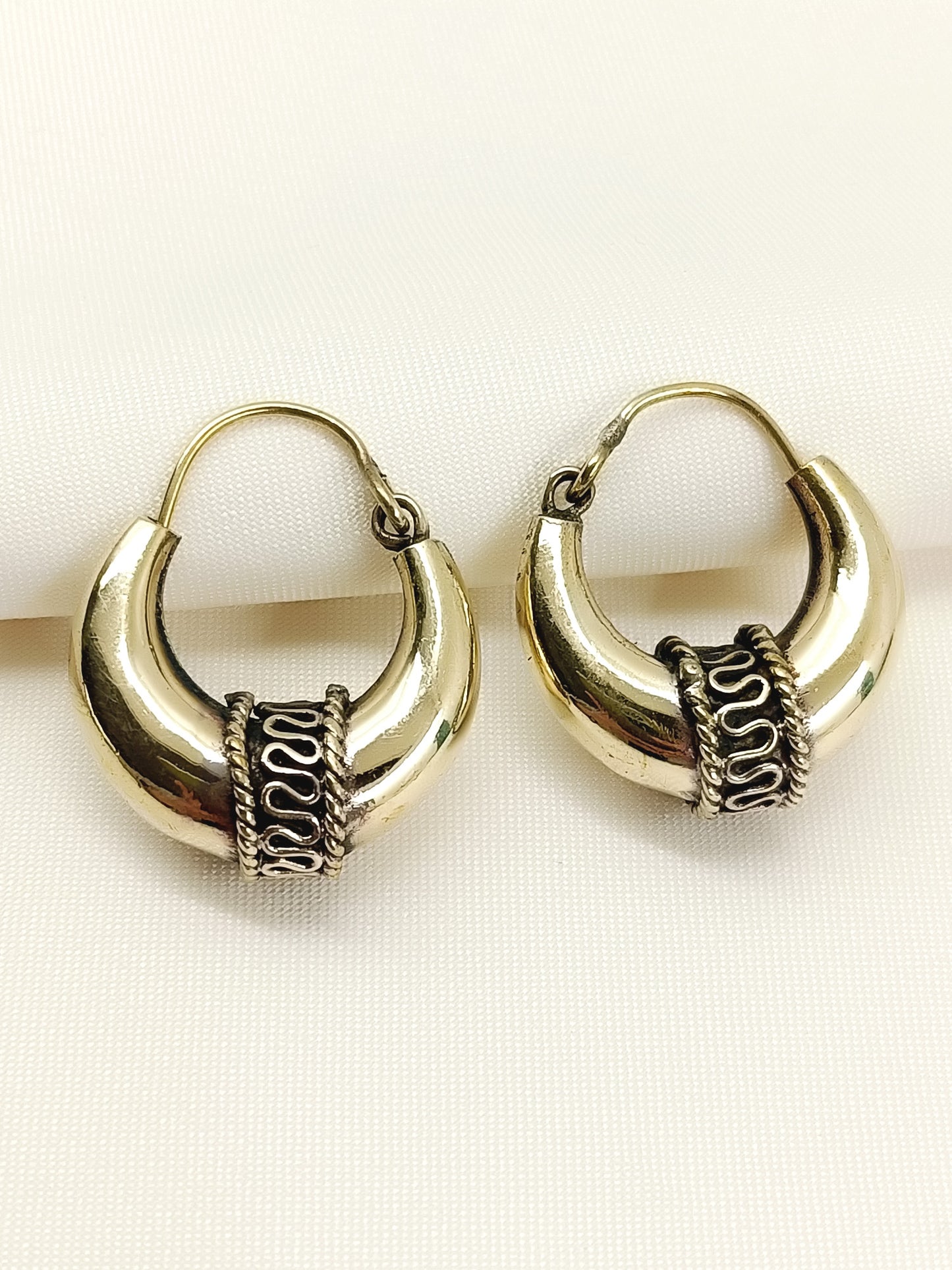 Divit Golden Men's Earring