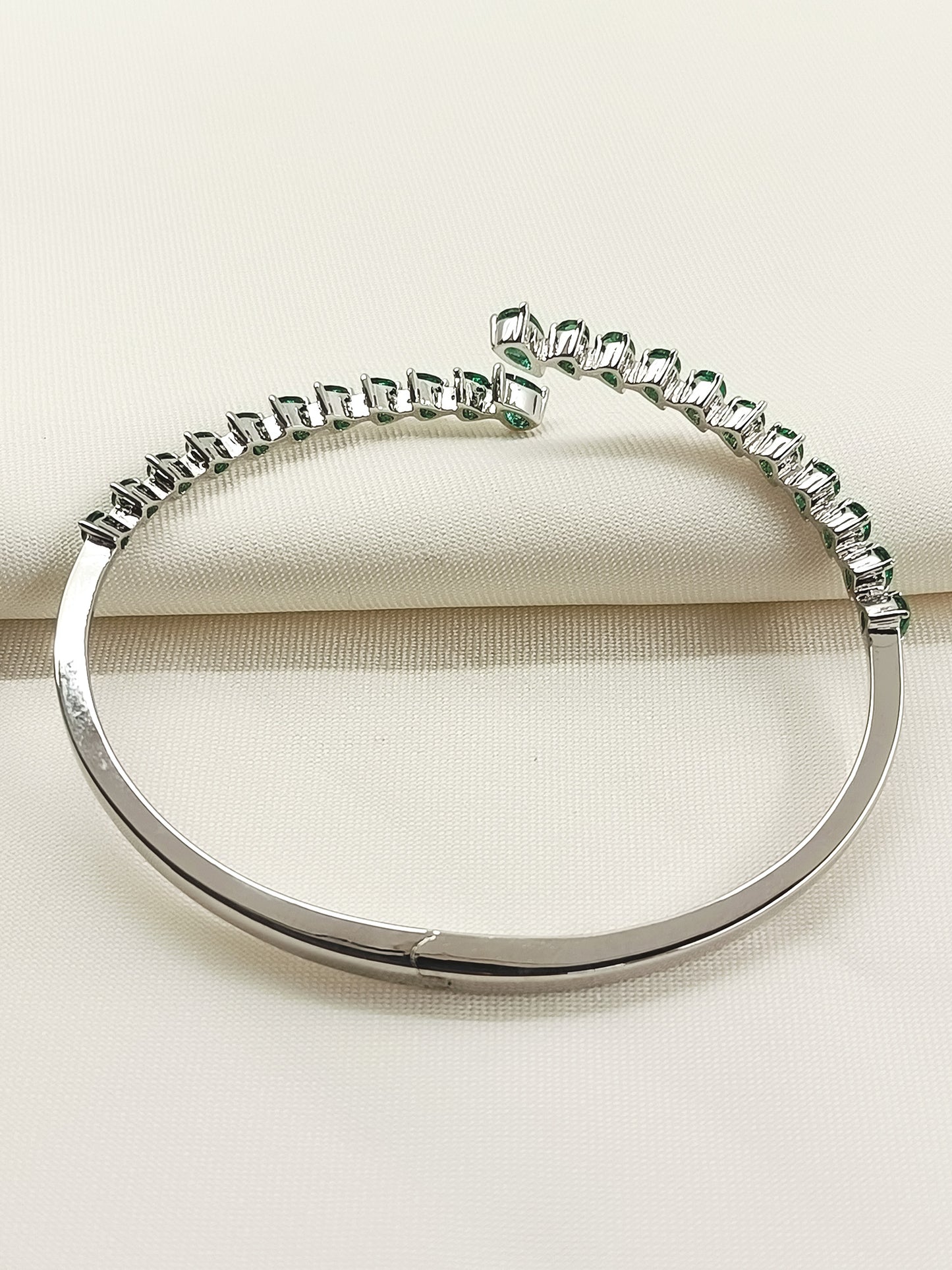 Sureeli Green American Diamond Bracelet