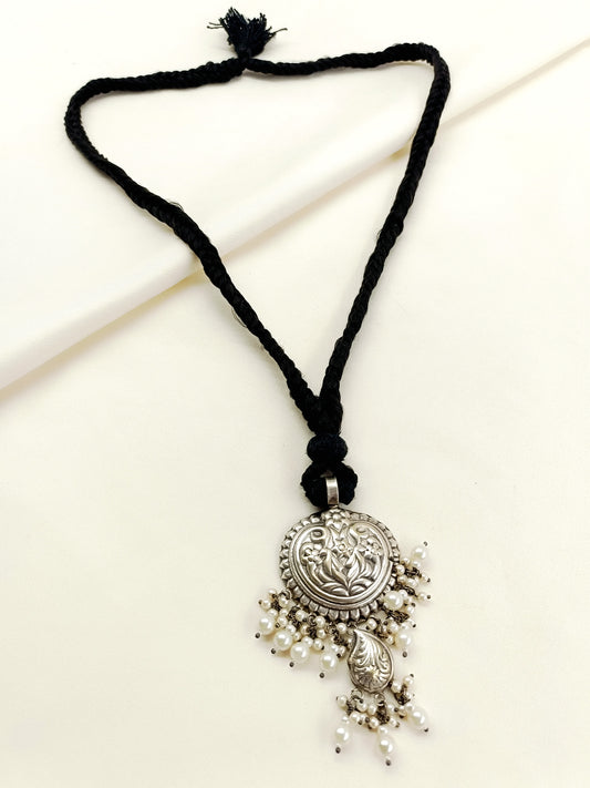 Parvansh Black Men's Necklace Set
