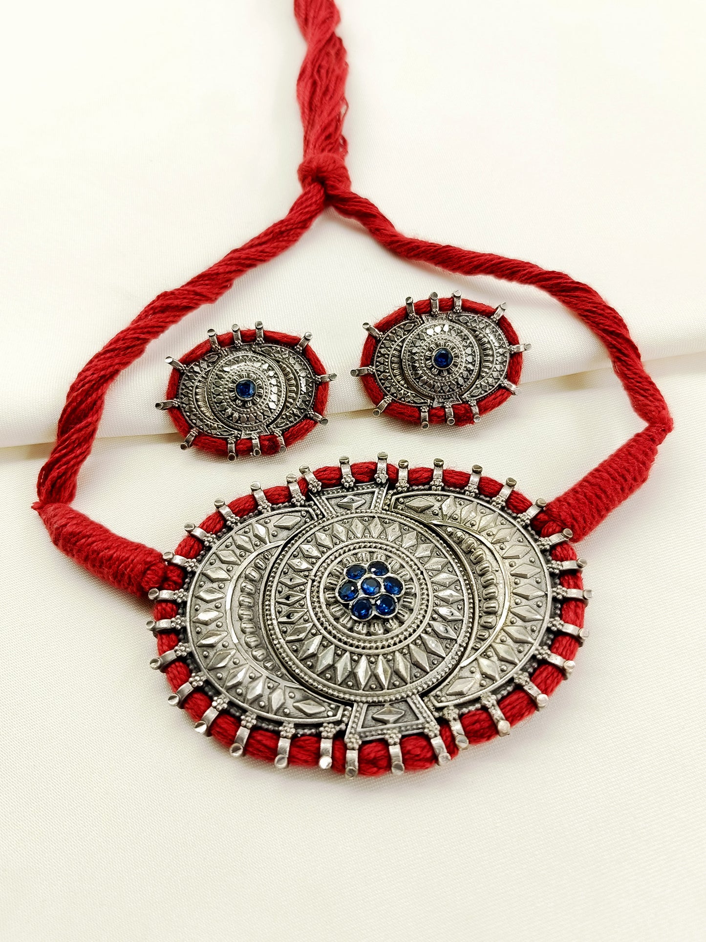Laila Blue Oxidized Choker Set