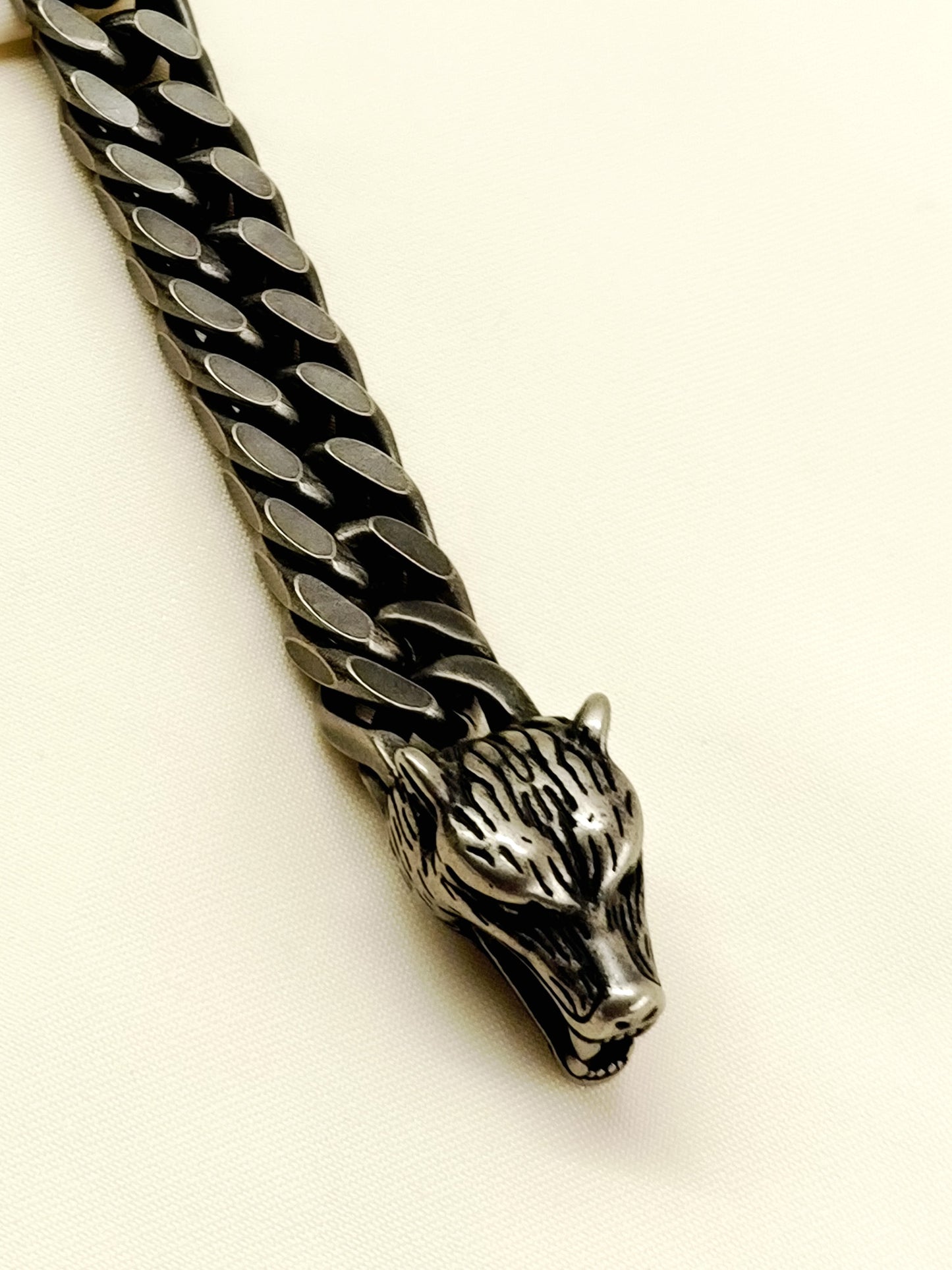 Zayn Black Men's Wolf Head Chain Bracelet