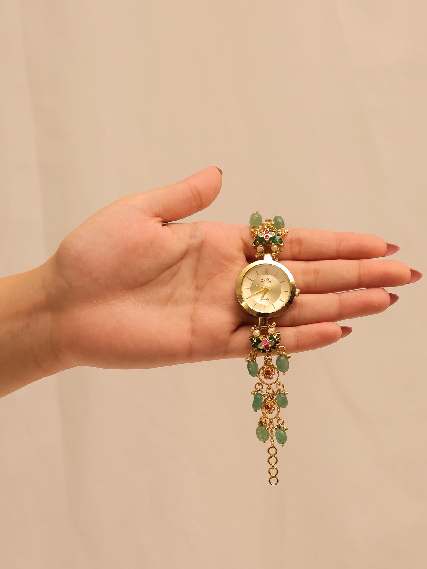 Parul's Paachi Kundan Watch
