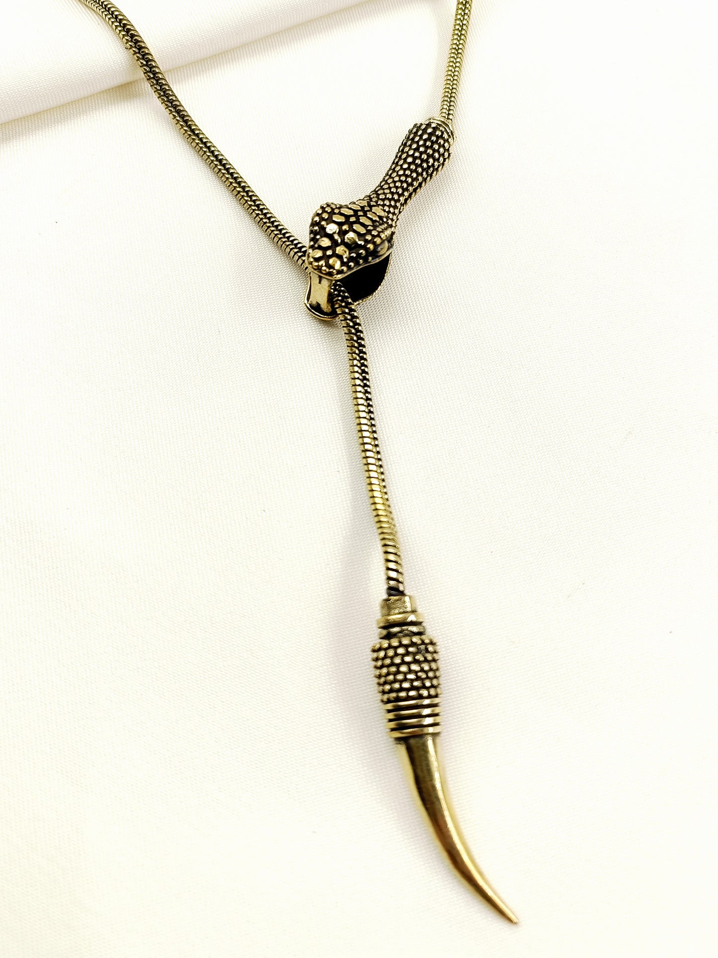 Vayun Golden Men's Neckpiece