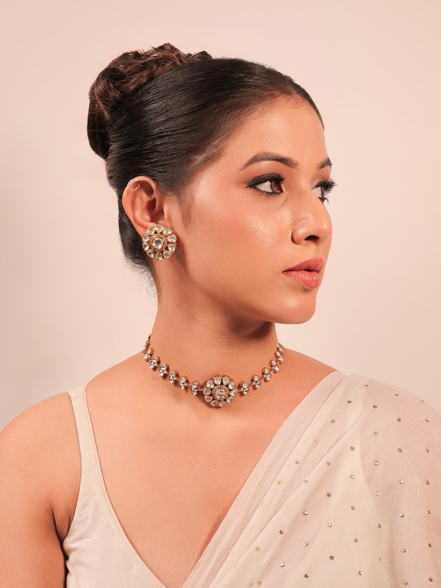 Waniya White Kundan Choker Set