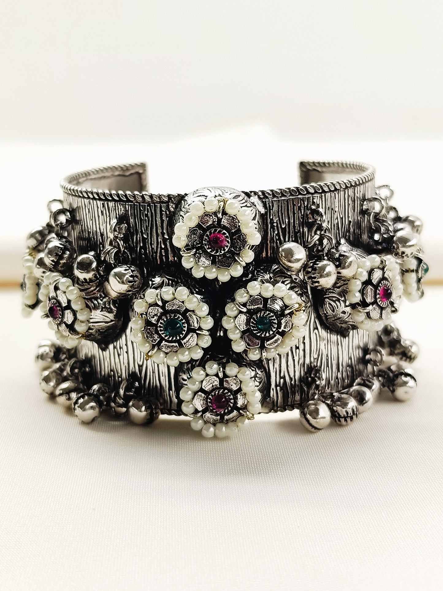 Kaajol R&G Oxidized Bracelet