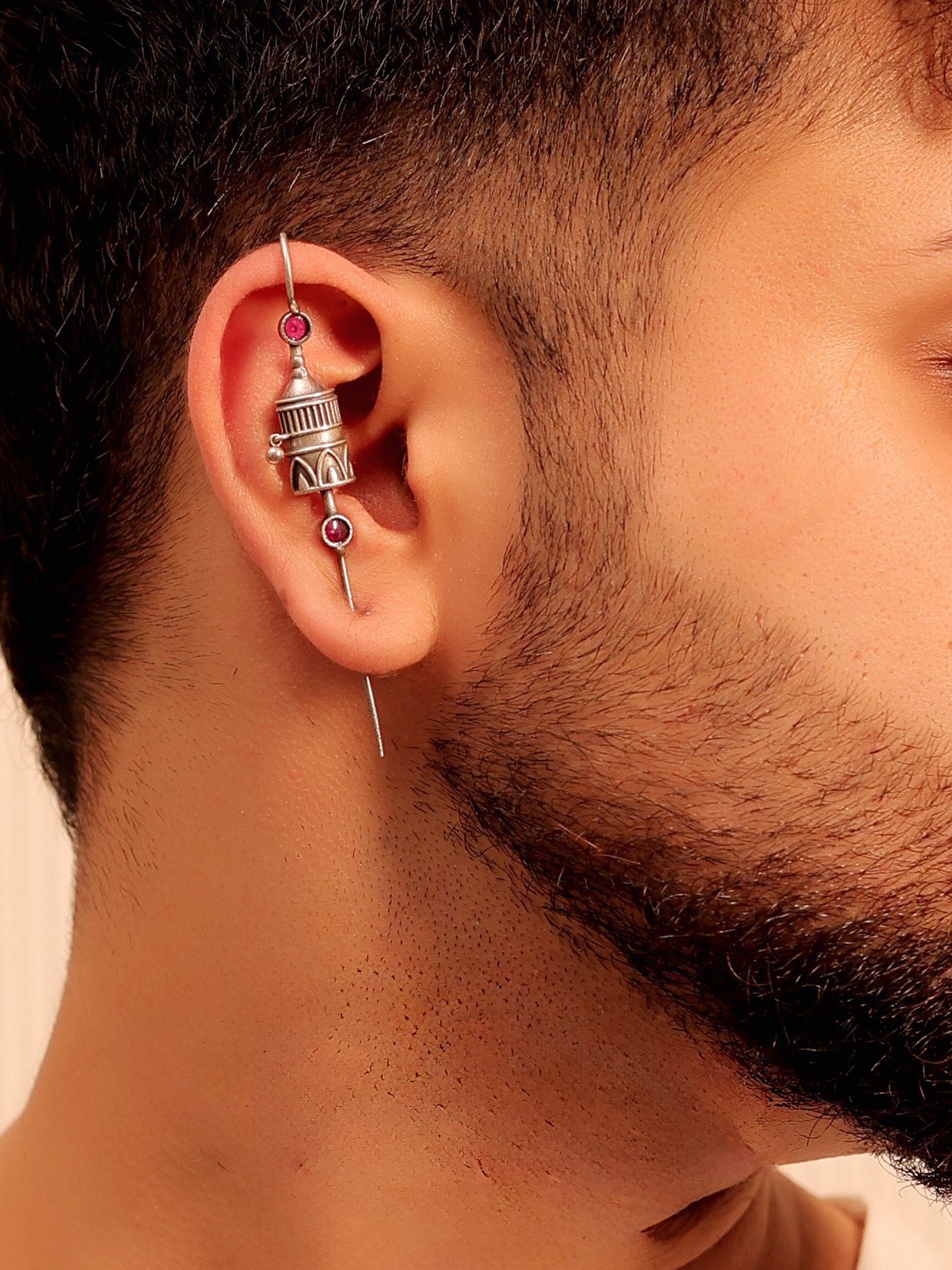 Isharv Ruby Men's Earcuff