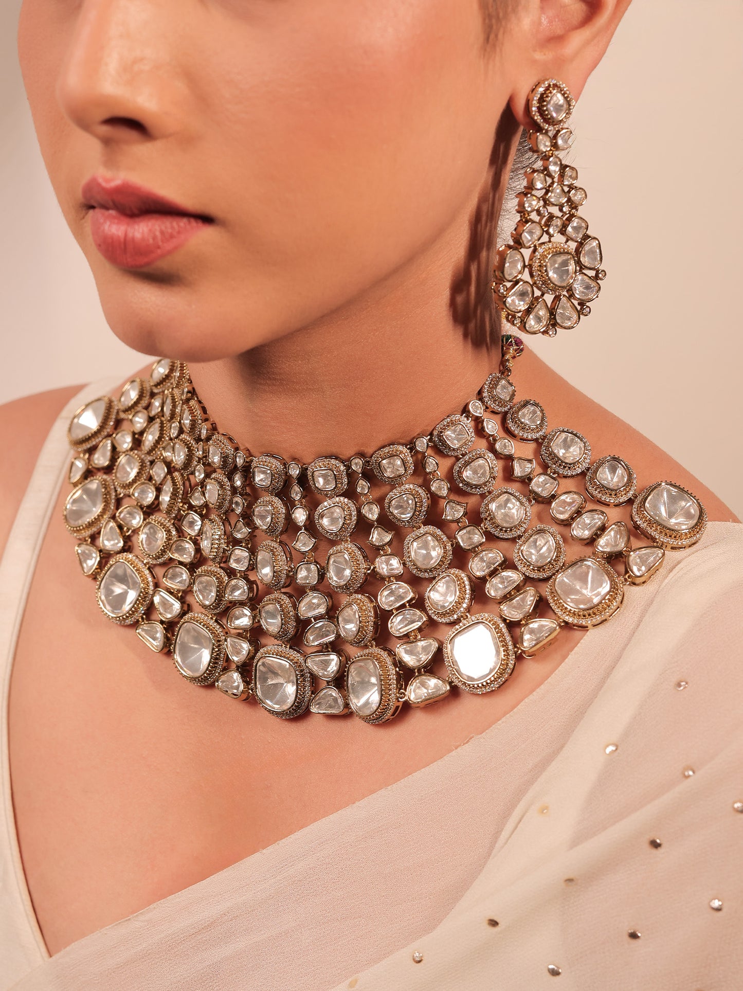 Tanaye White Victorian Necklace Set