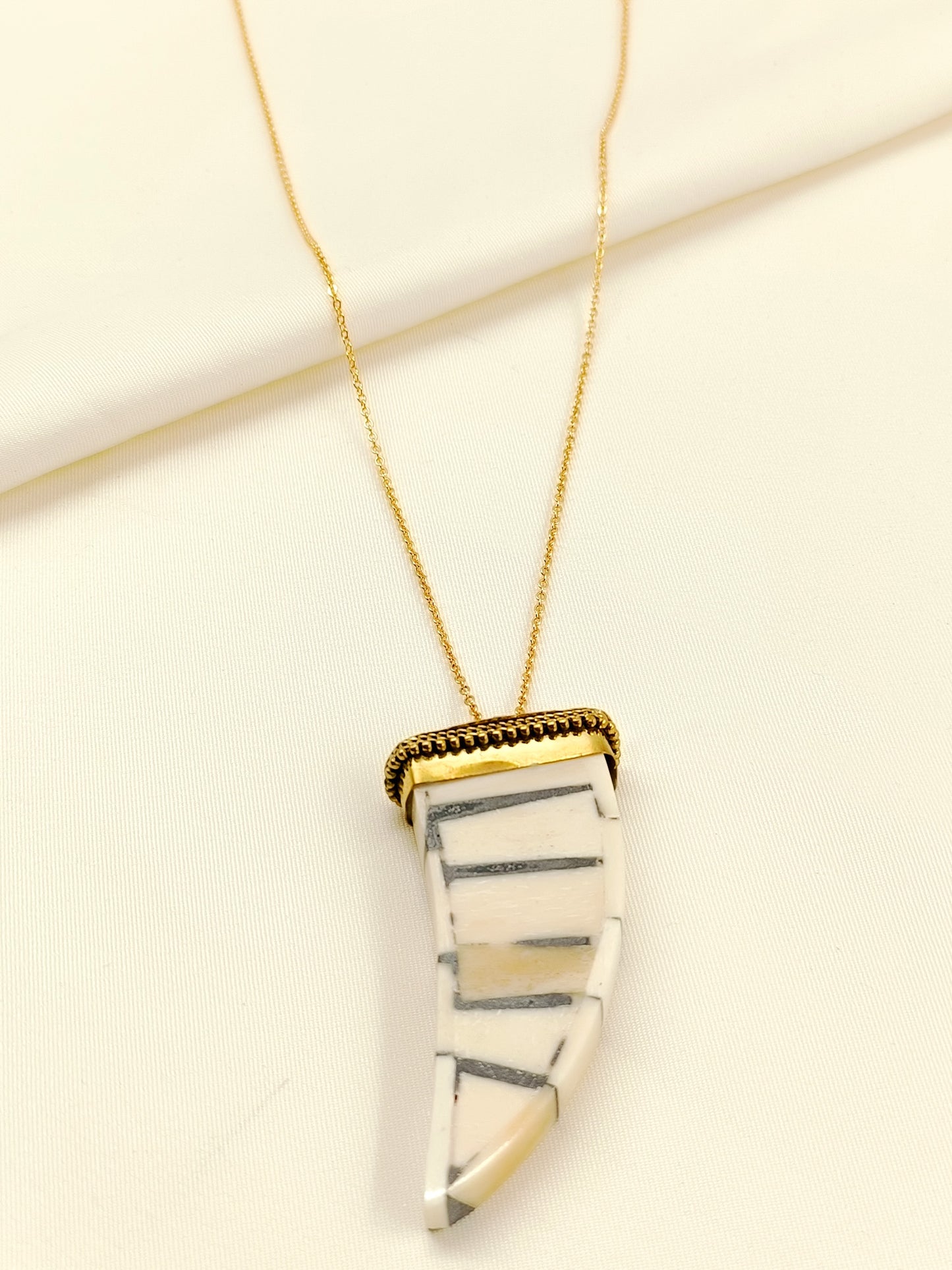 Somerset White Bone Men's Neckpiece