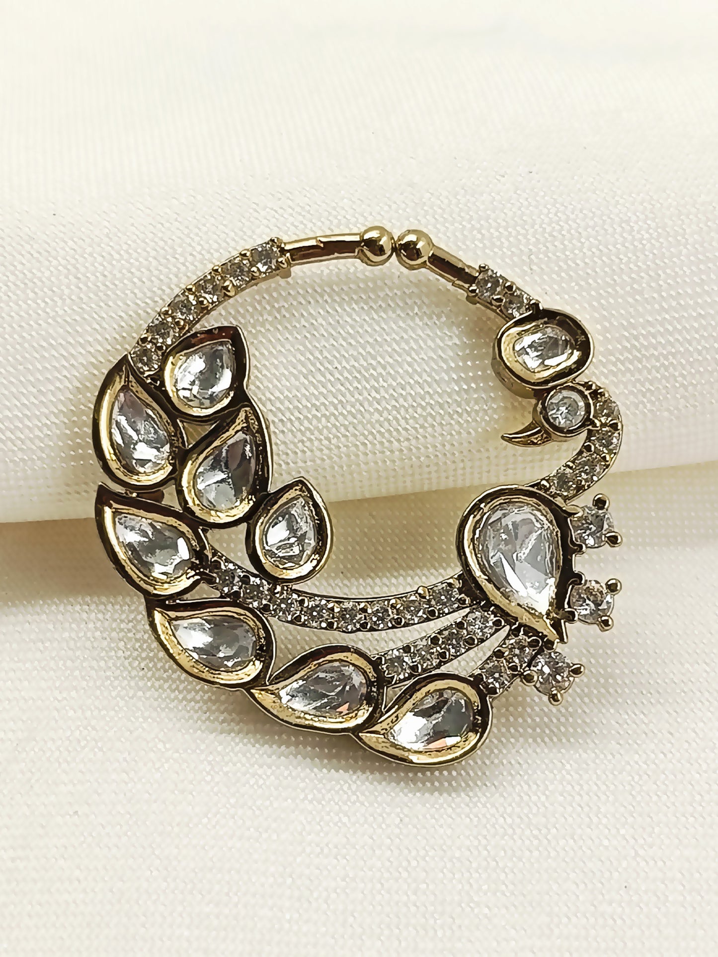 Savcry Peacock Kundan Nath