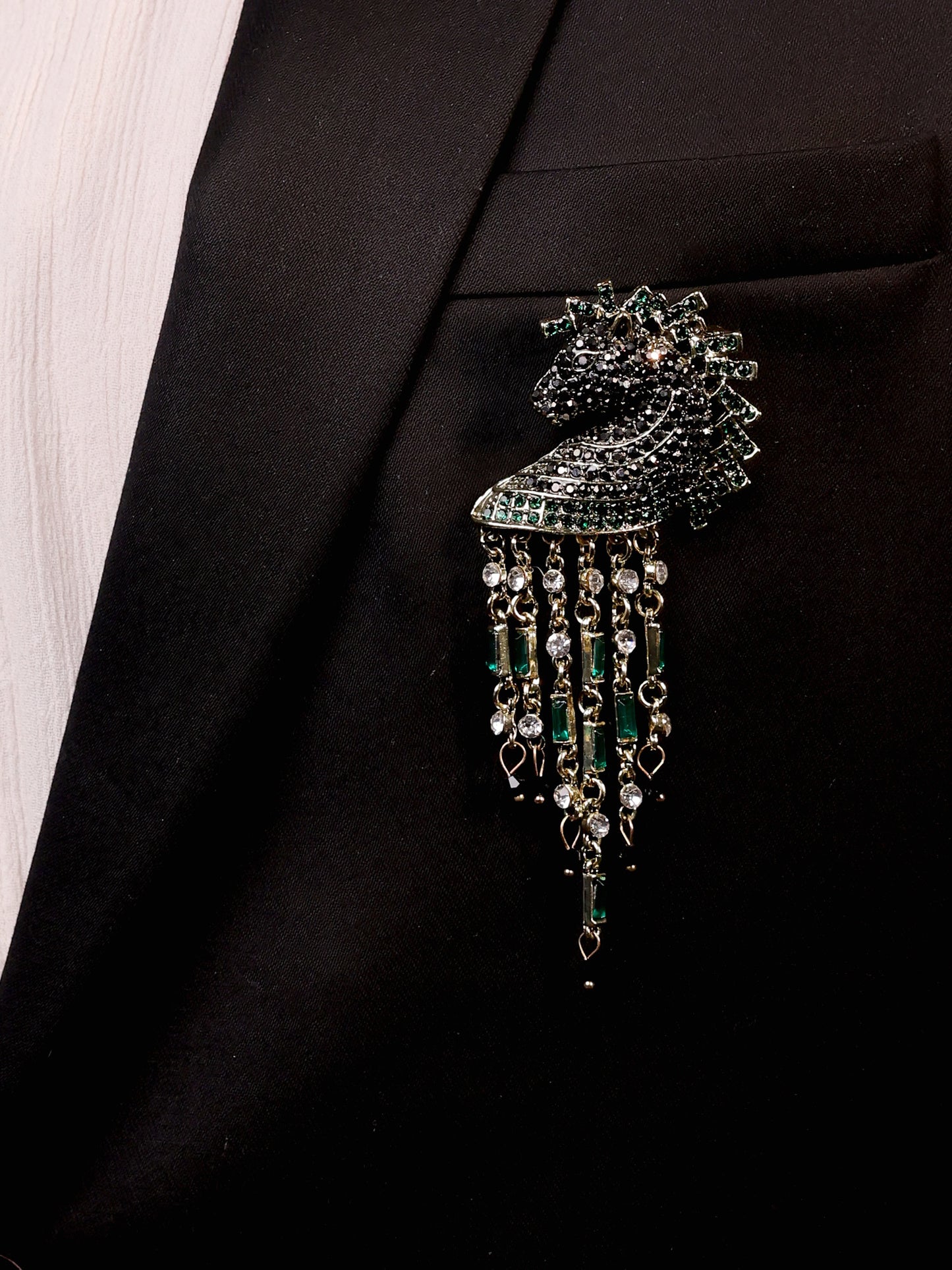 Satyam Green Horse Men's Brooch