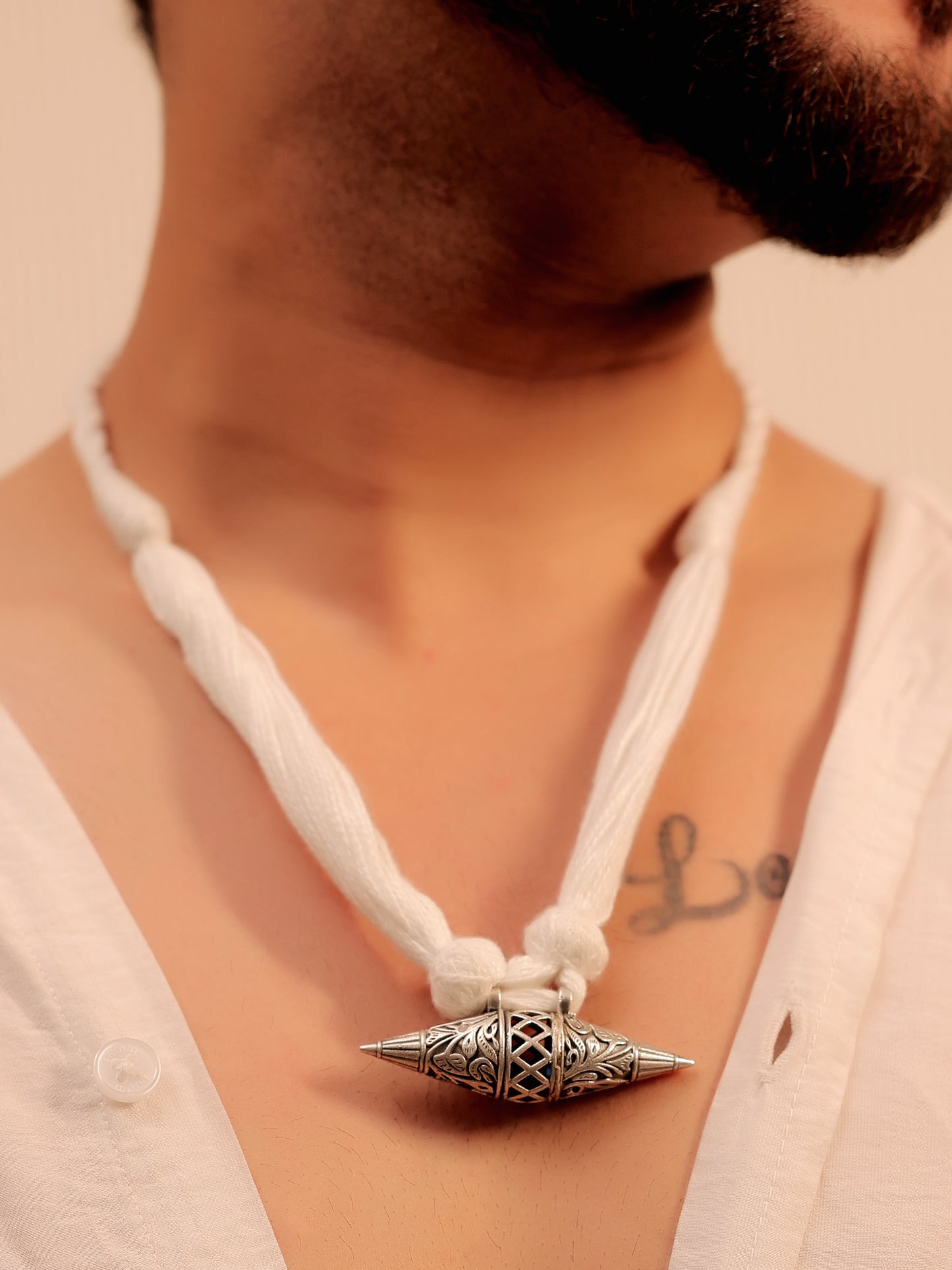 Sammi White Men's Necklace Set