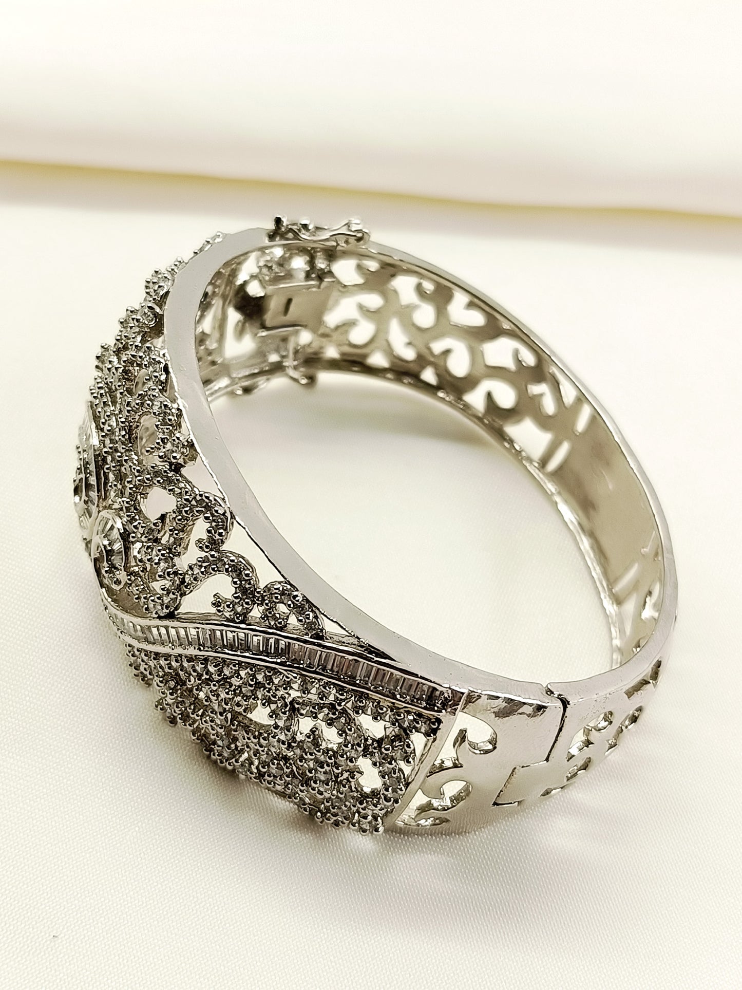 Akriti Victorian Bracelet