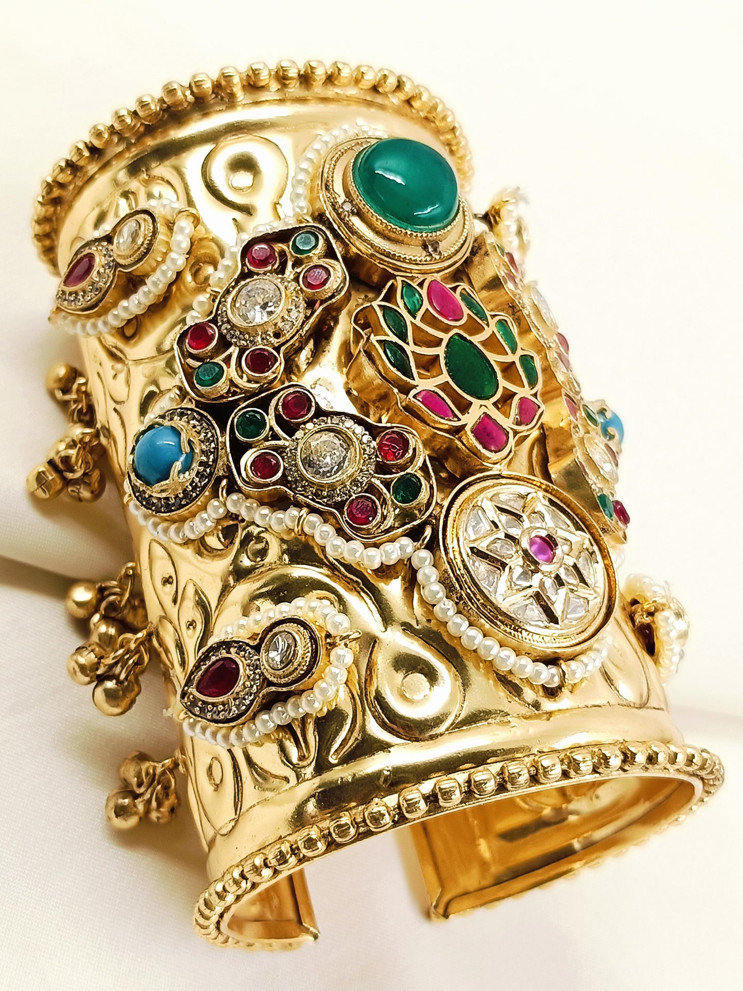 Aafizah Multicolor Rajwadi Fusion Oxidized Bracelet