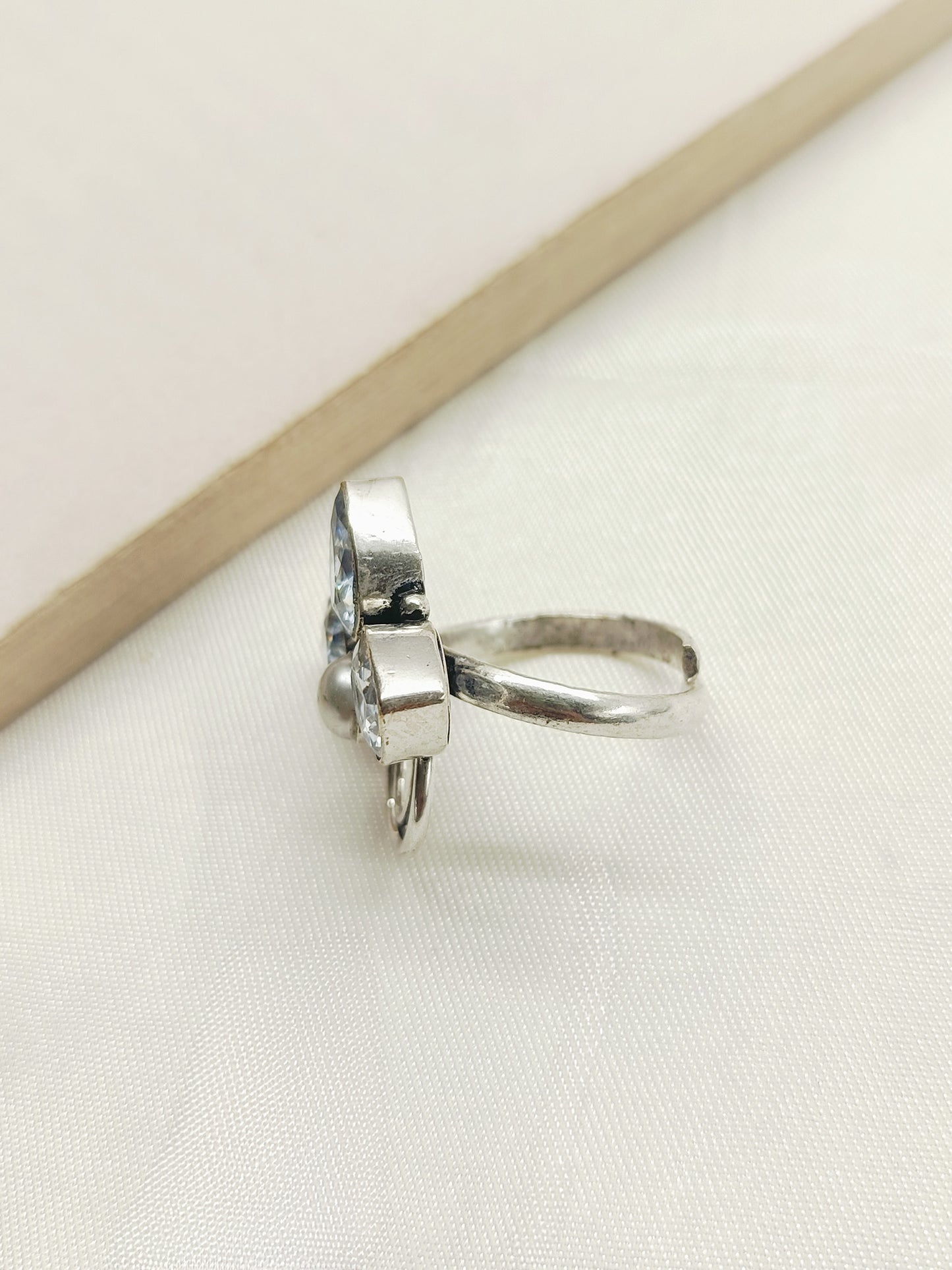 Johanna White Oxidized Finger Ring