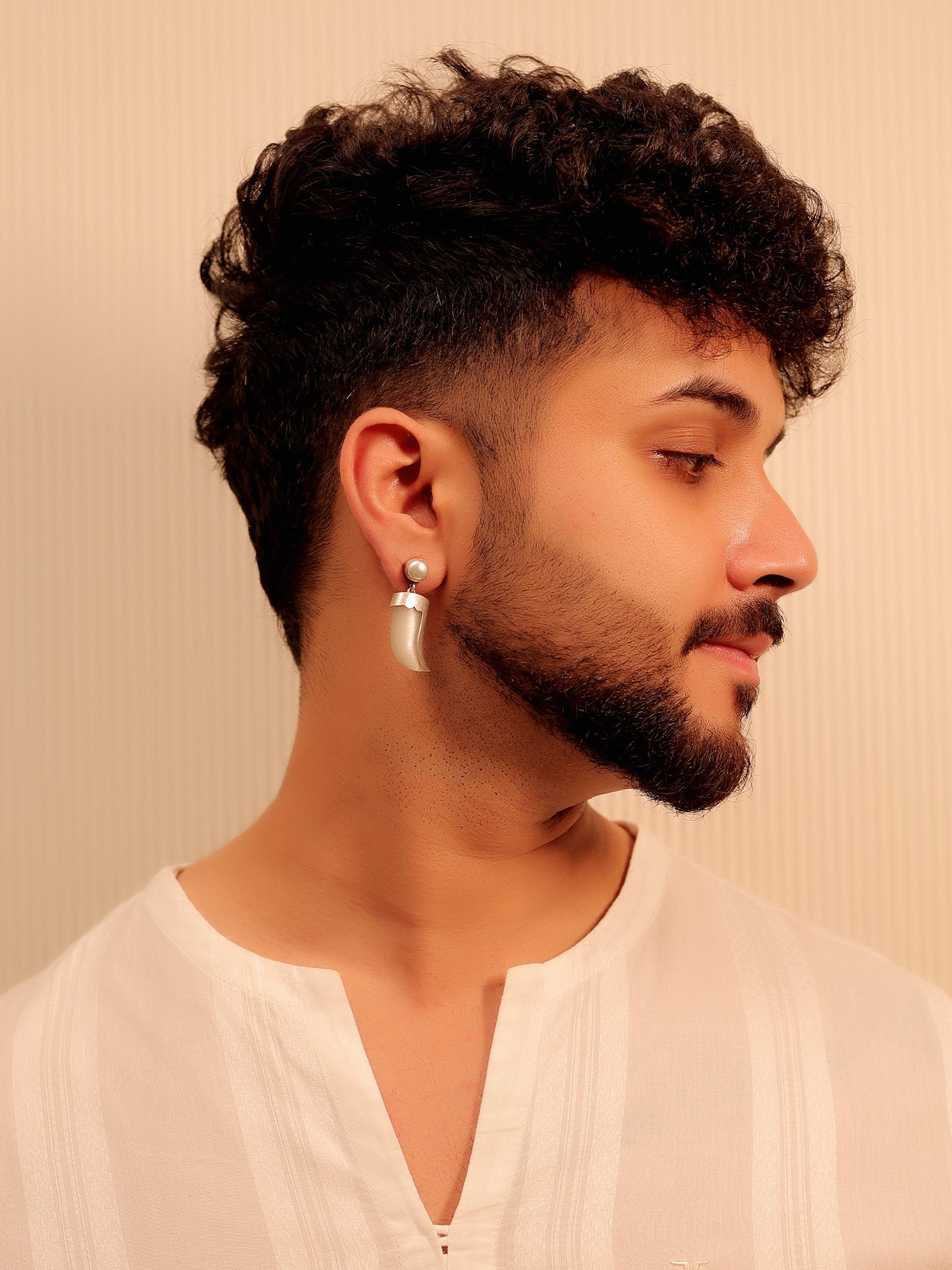 Ivaan Grey Men's Earring