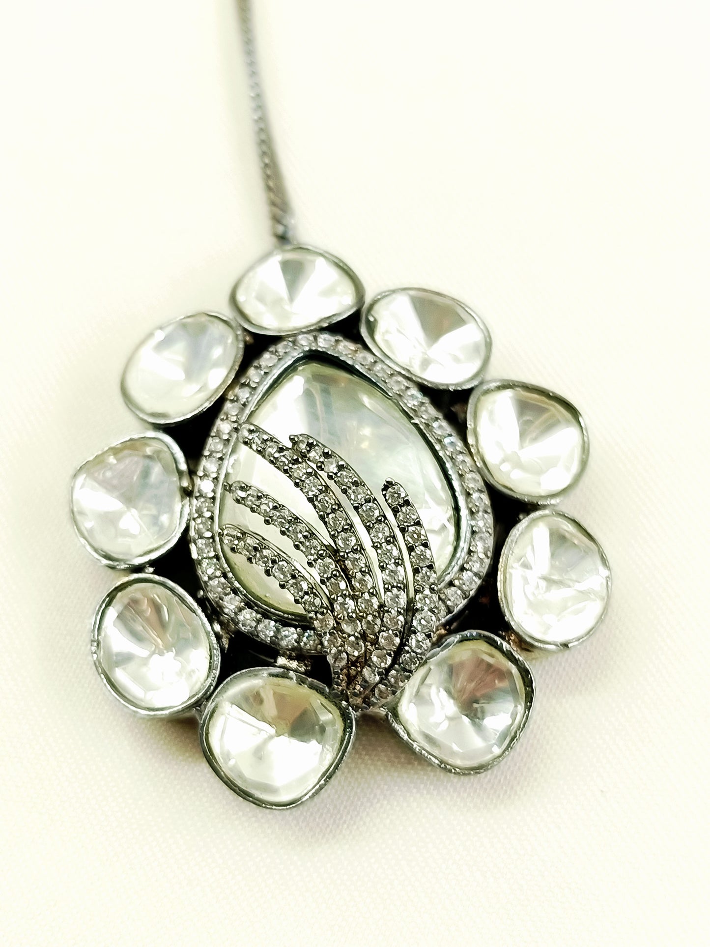 Sulakshna Grey Victorian Necklace Set