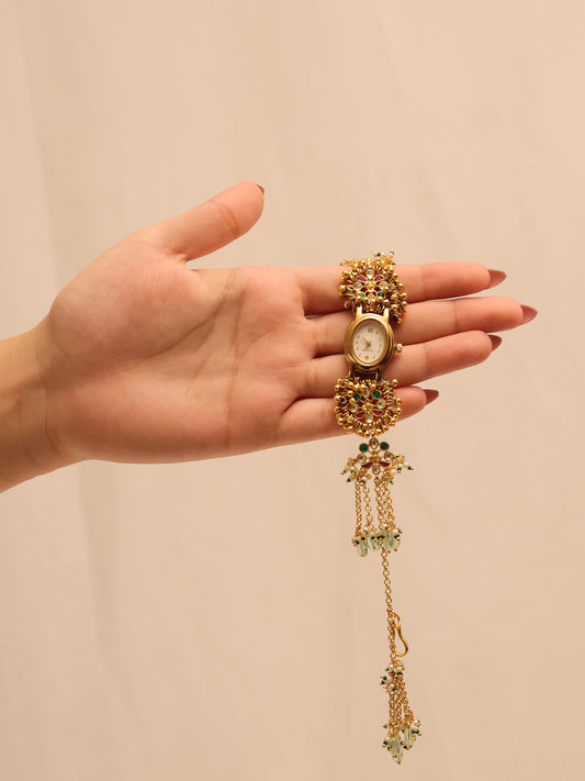 Kaikeyi's Paachi Kundan Watch