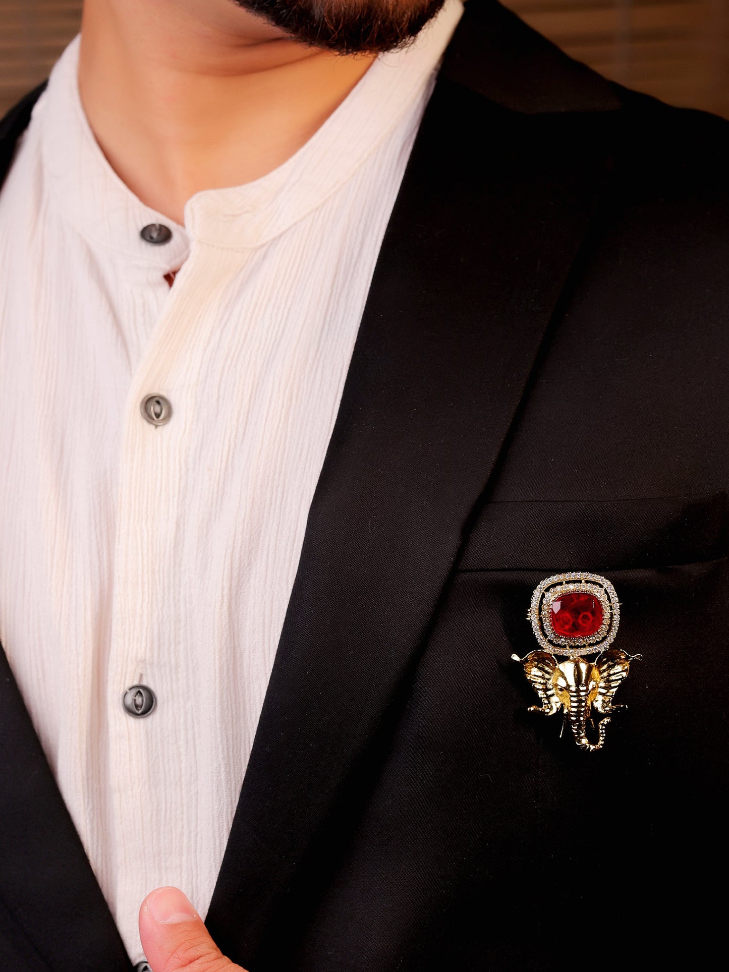 Jayvesh Ruby Ganesh Ji Brooch