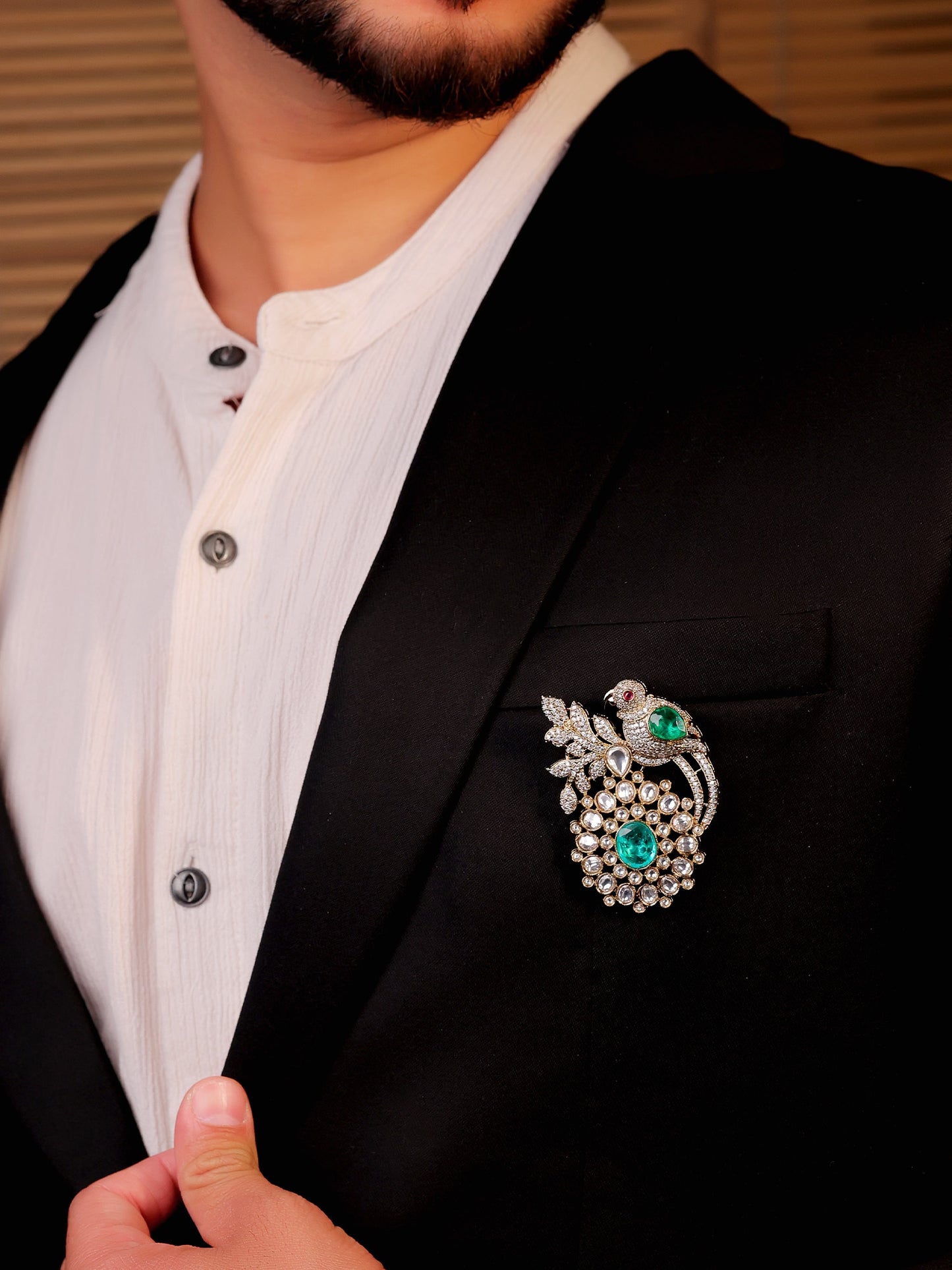 Medhul Green Men's Brooch