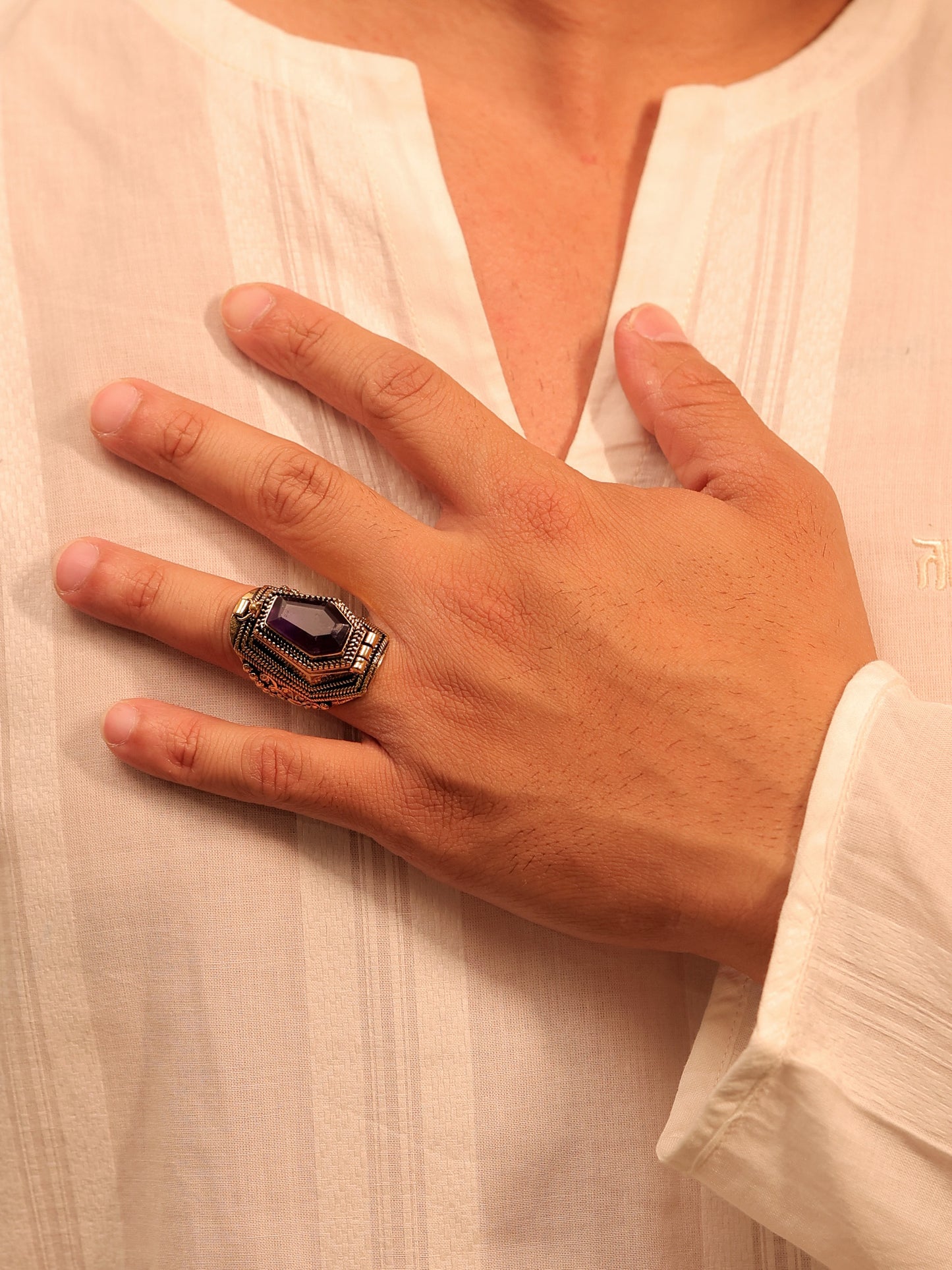 Diyan Purple Men's Finger Ring