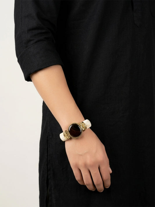 Om Brown Men’s Royal Agate Stone Bone Bracelet