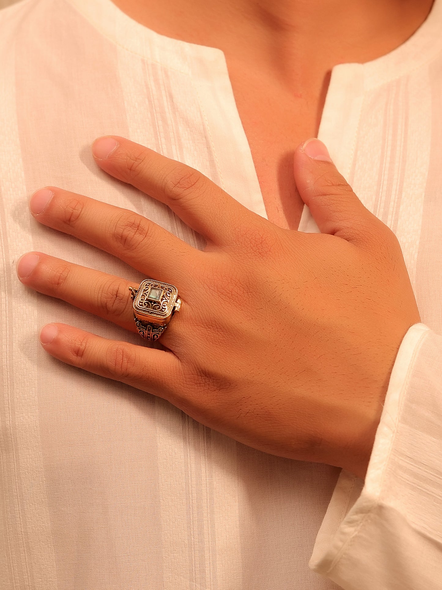 Anuruddh Mint Green Men's Finger Ring