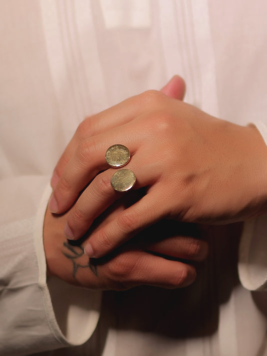Fayol Golden Men's Finger Ring