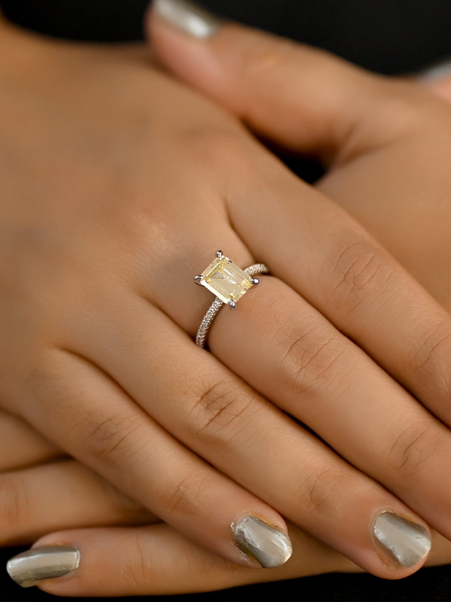 Kaneri Yellow American Diamond Finger Ring