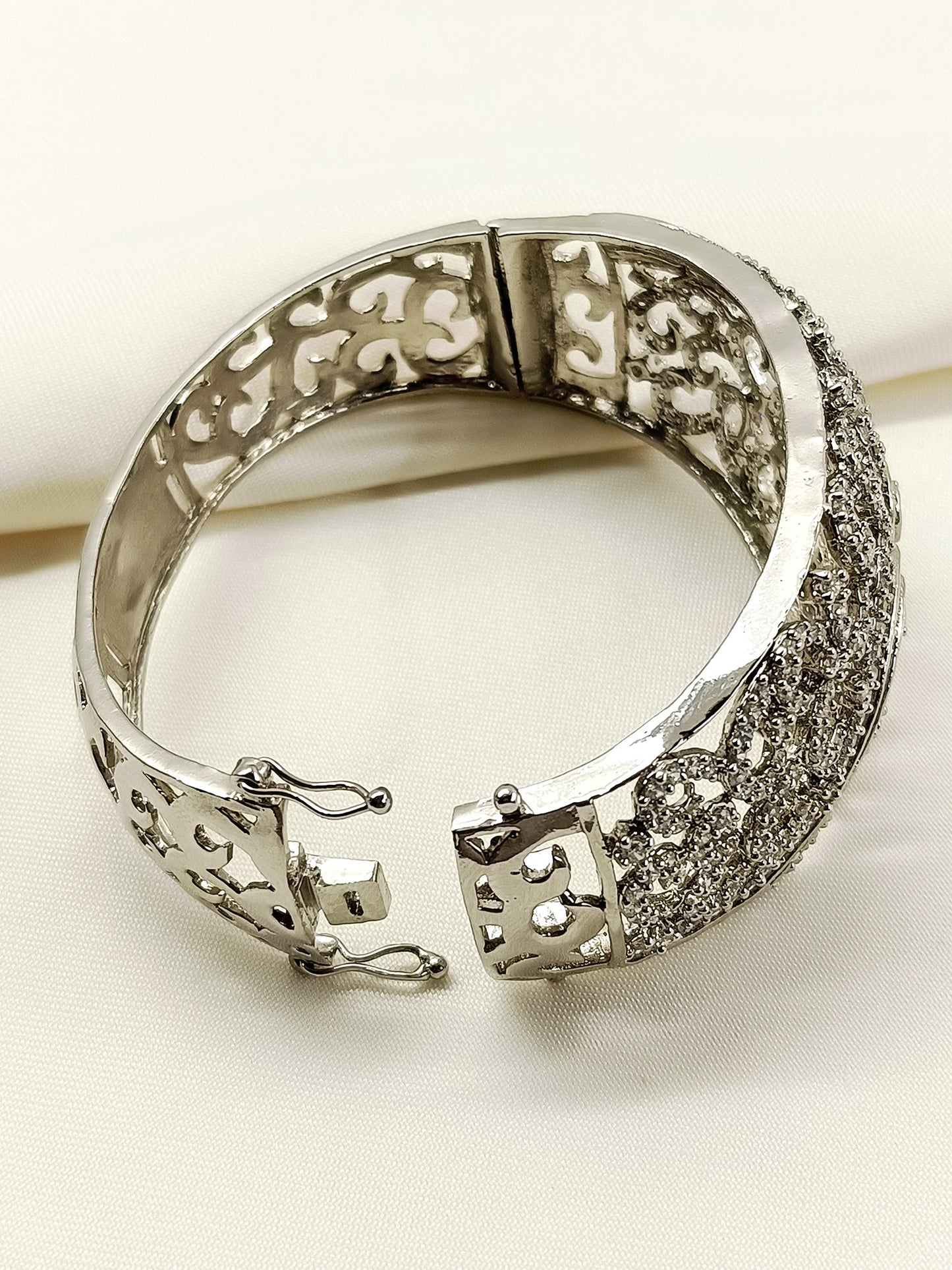 Akriti Victorian Bracelet