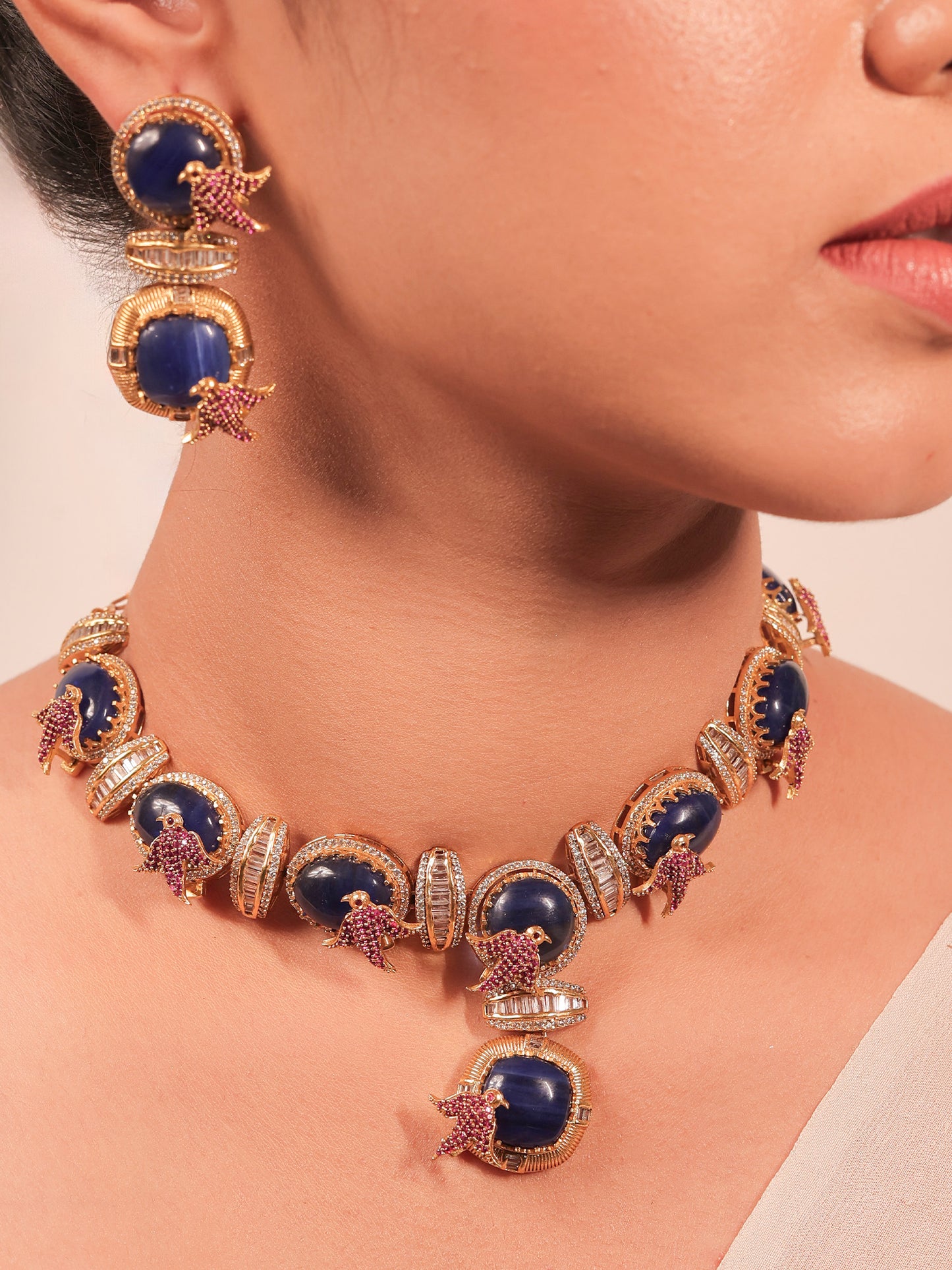 Ganishka Blue Boutique Necklace Set
