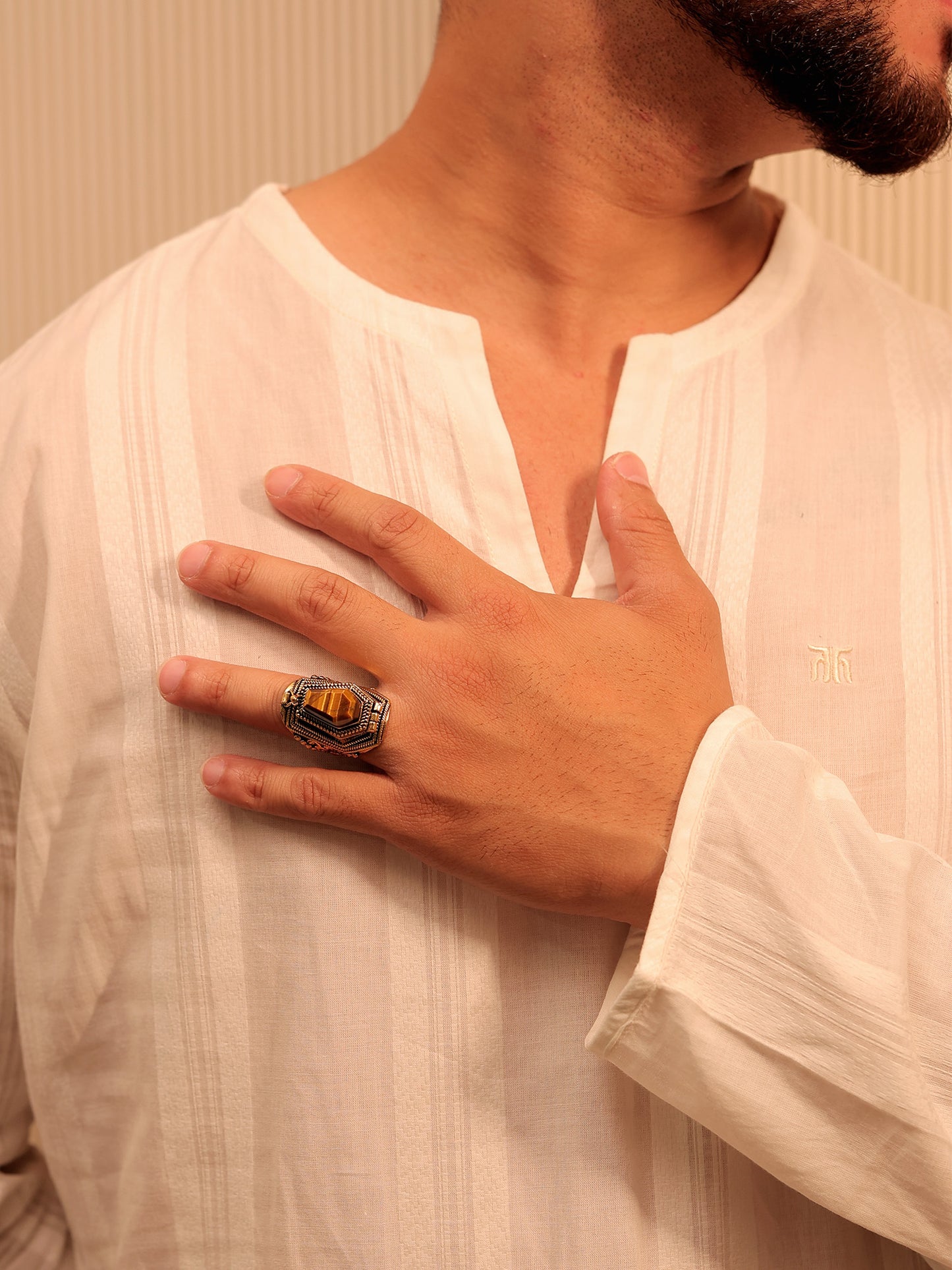 Shamik Brown Men's Finger Ring