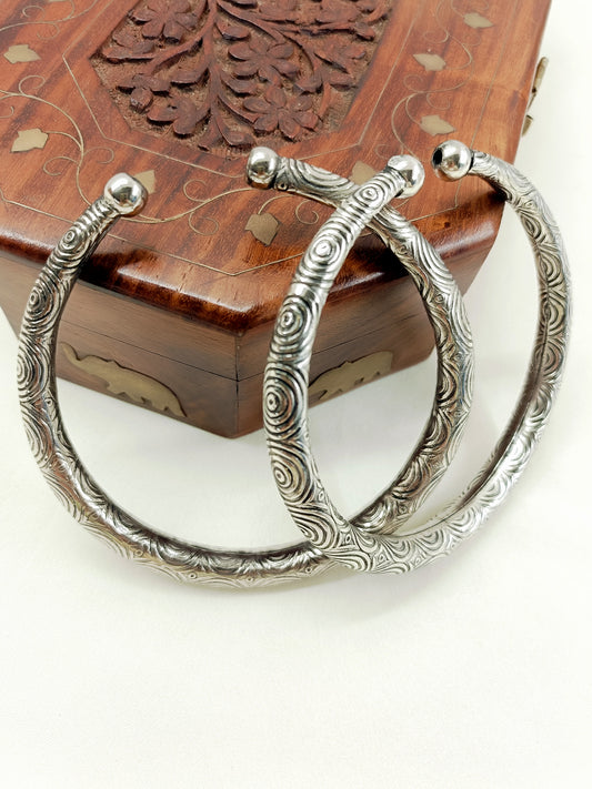 Krsna Men's Silver Anklet [Price Is For Pair]