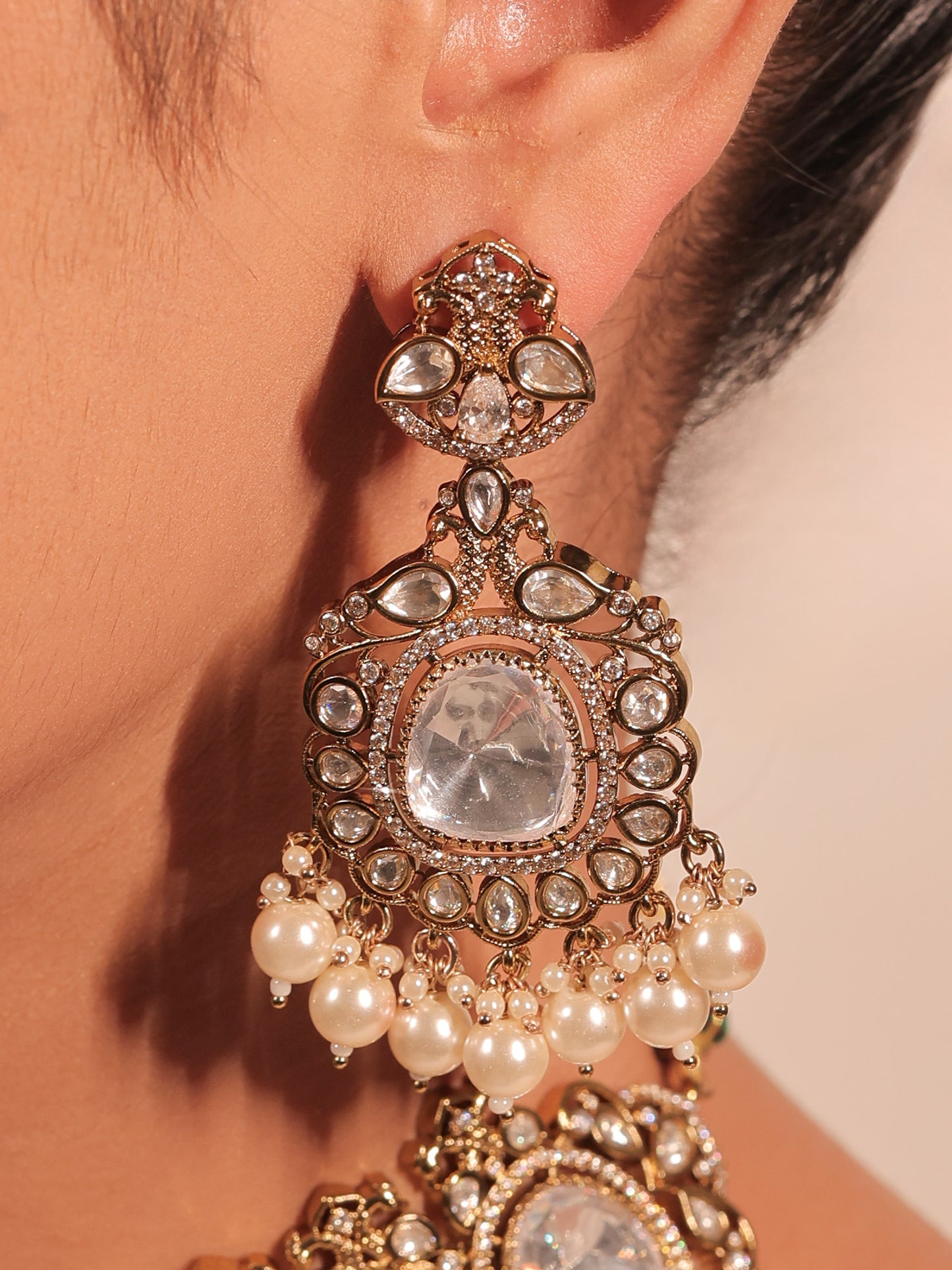 Chinky White Polki Necklace Set
