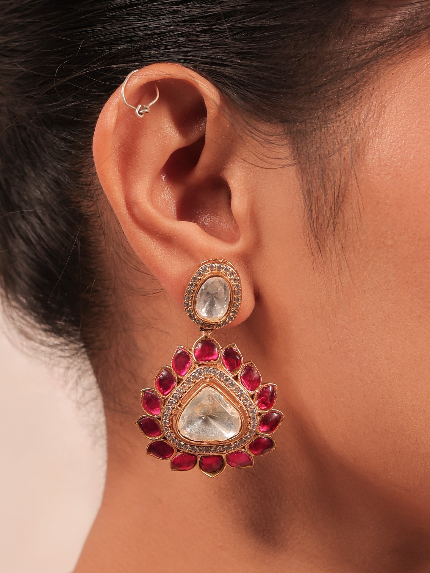 Shuri Majenta Kundan Necklace Set