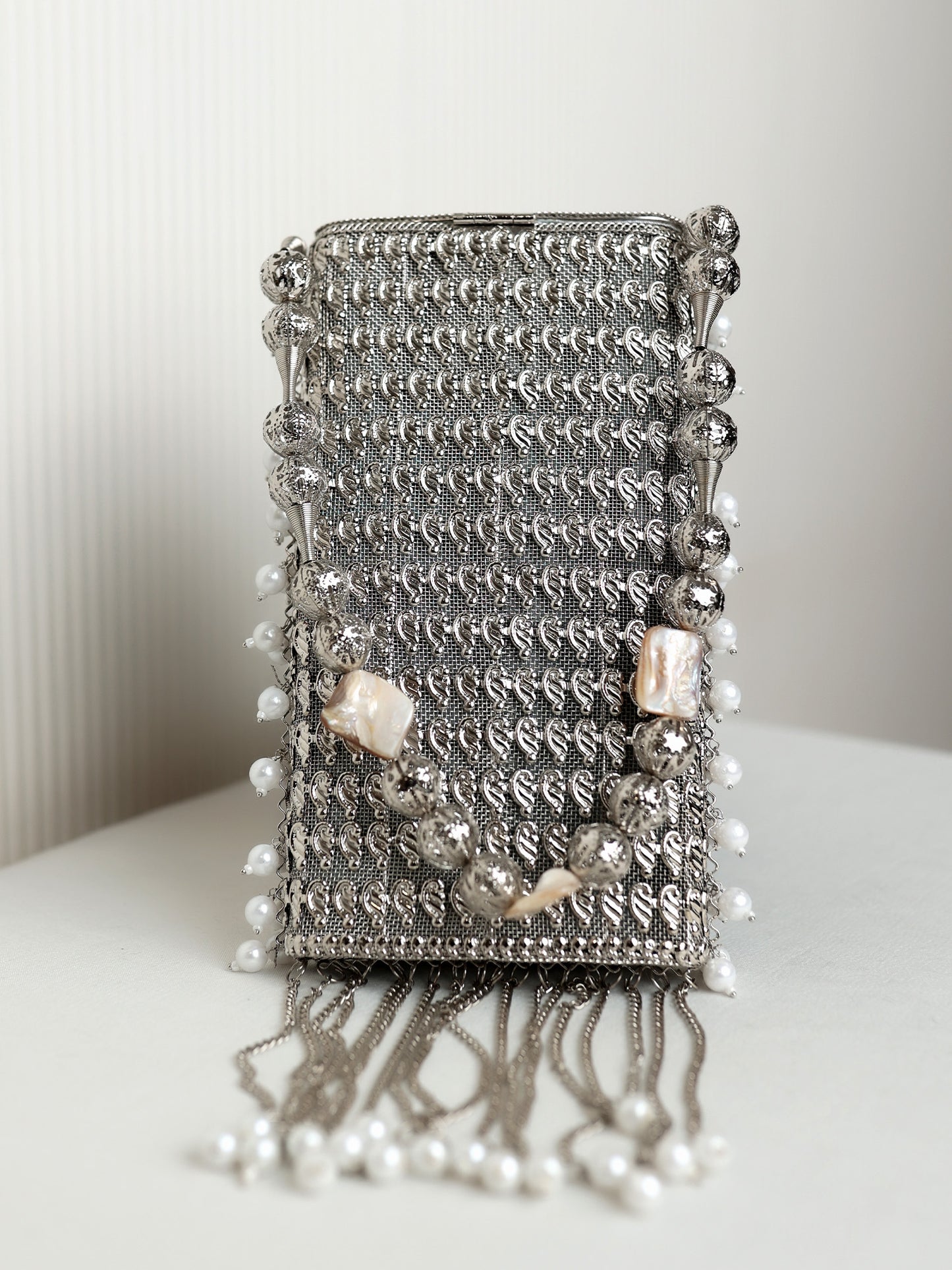 Ziena Silver Mobile Pouch